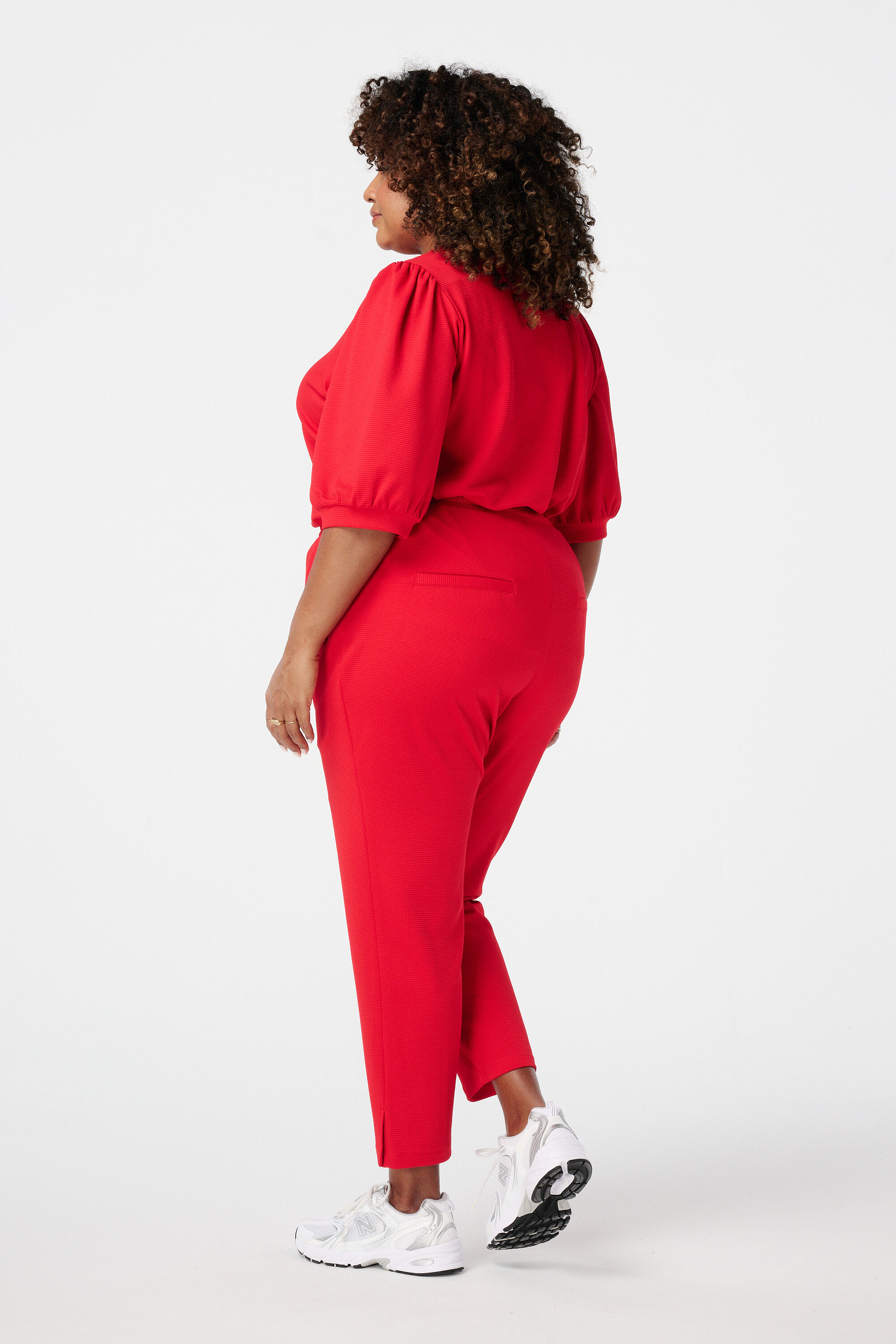 Hose mit elastischem Bund image number 3