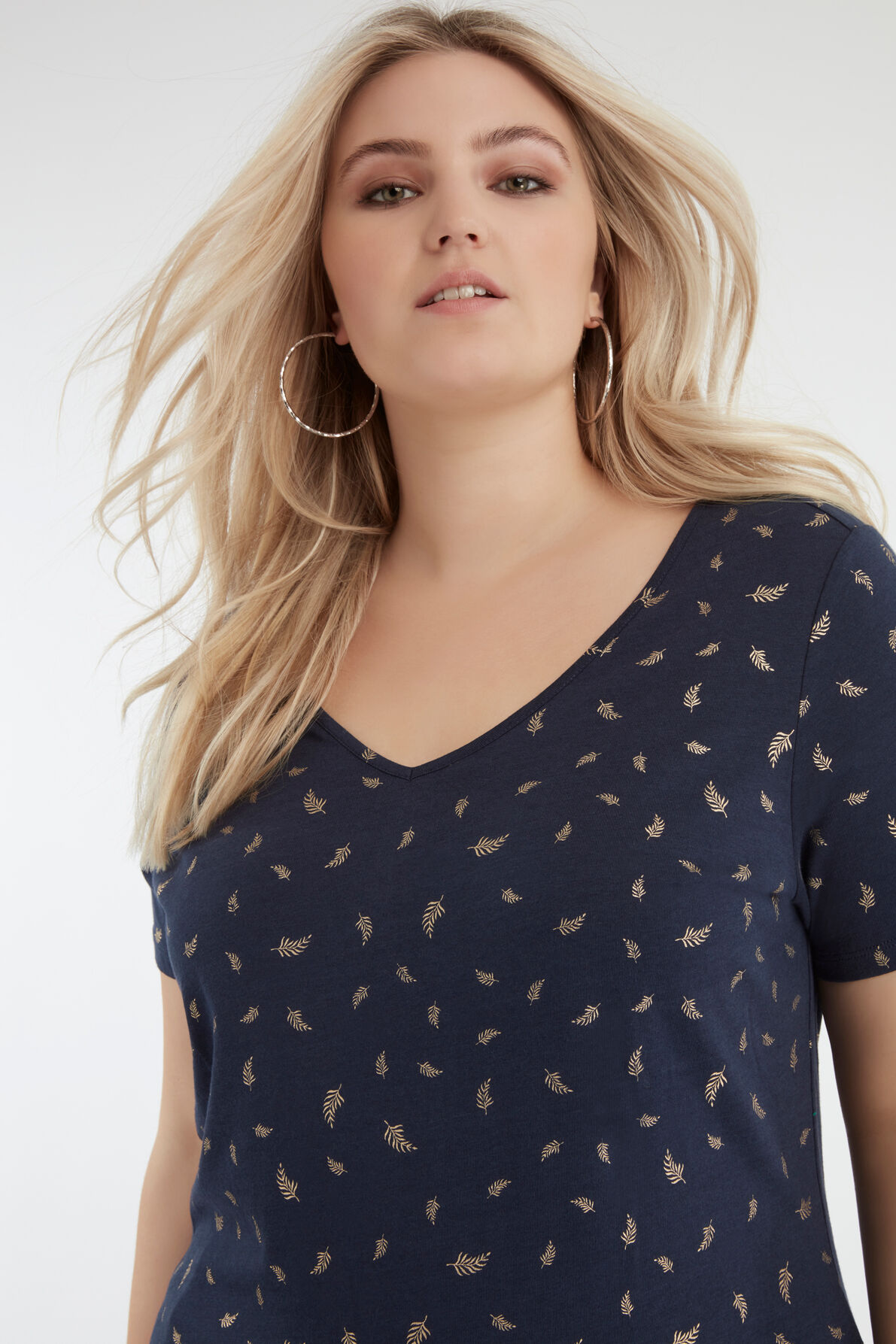 T-Shirt mit Folien-Print image number 3