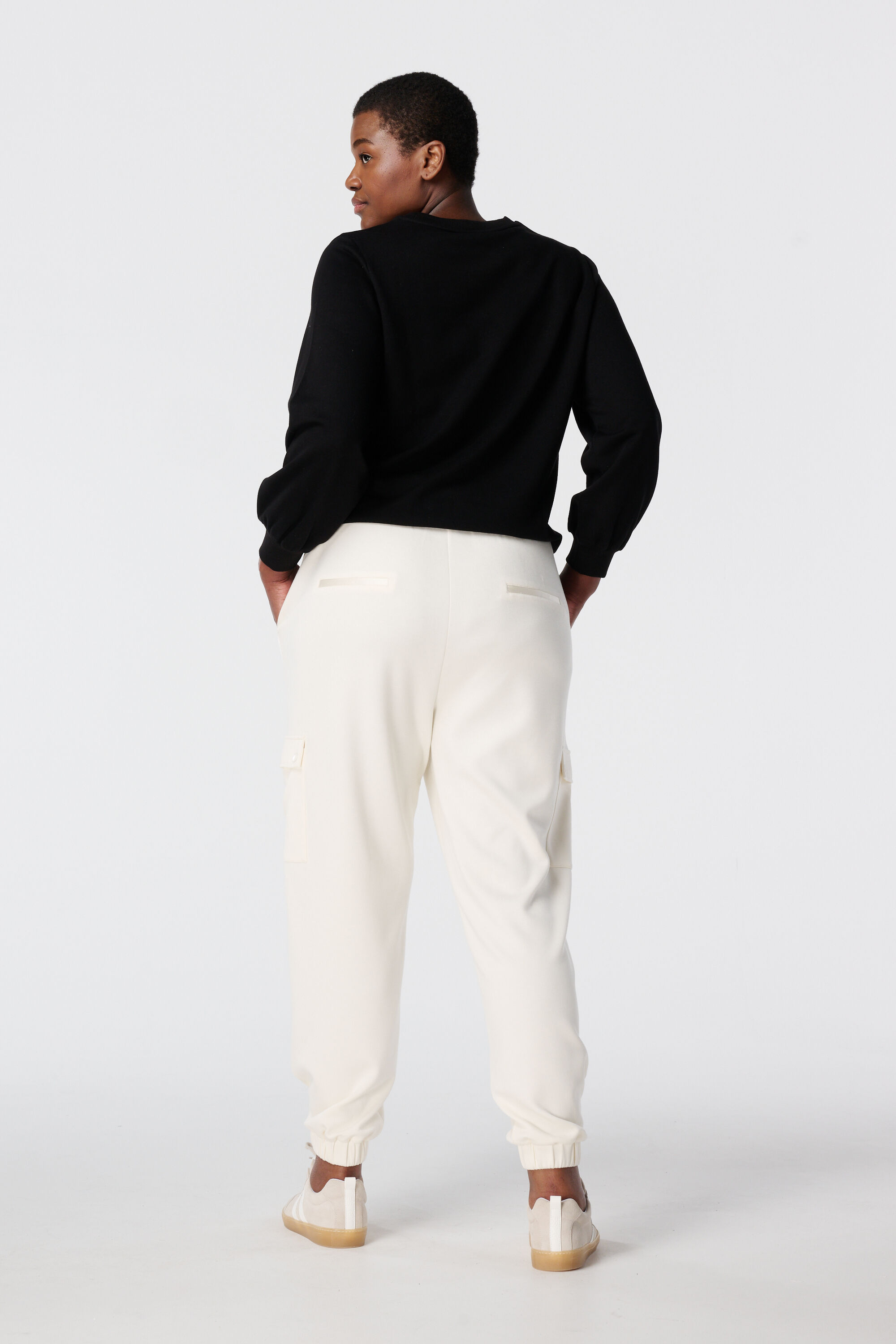 Jogginghose mit Taschen  image number 3