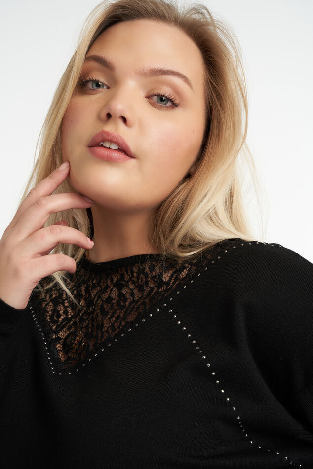 Häkeloberteil mit Lochmuster und Tunnelzug an der Taille  image number 4