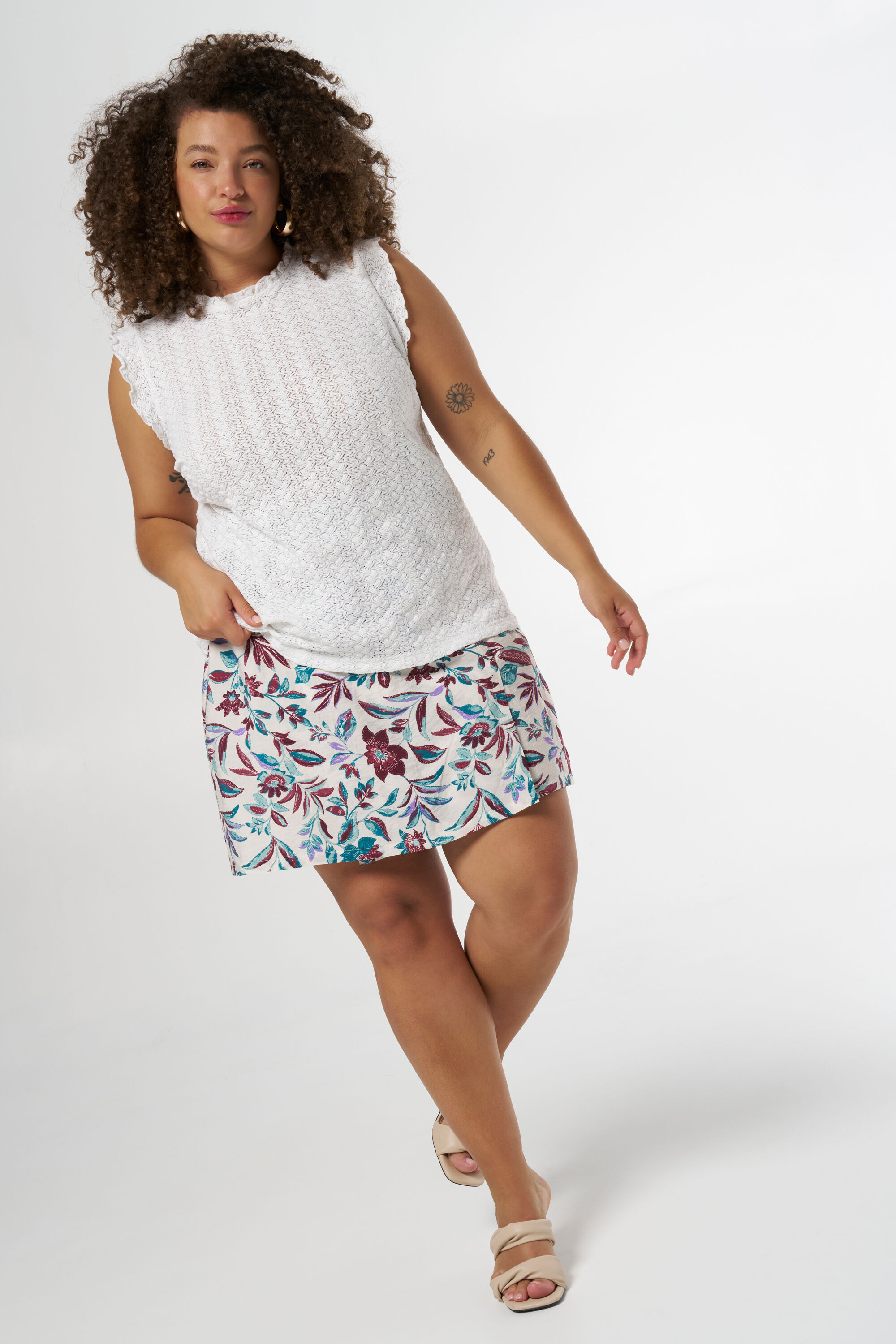 Strukturiertes Top image number 5