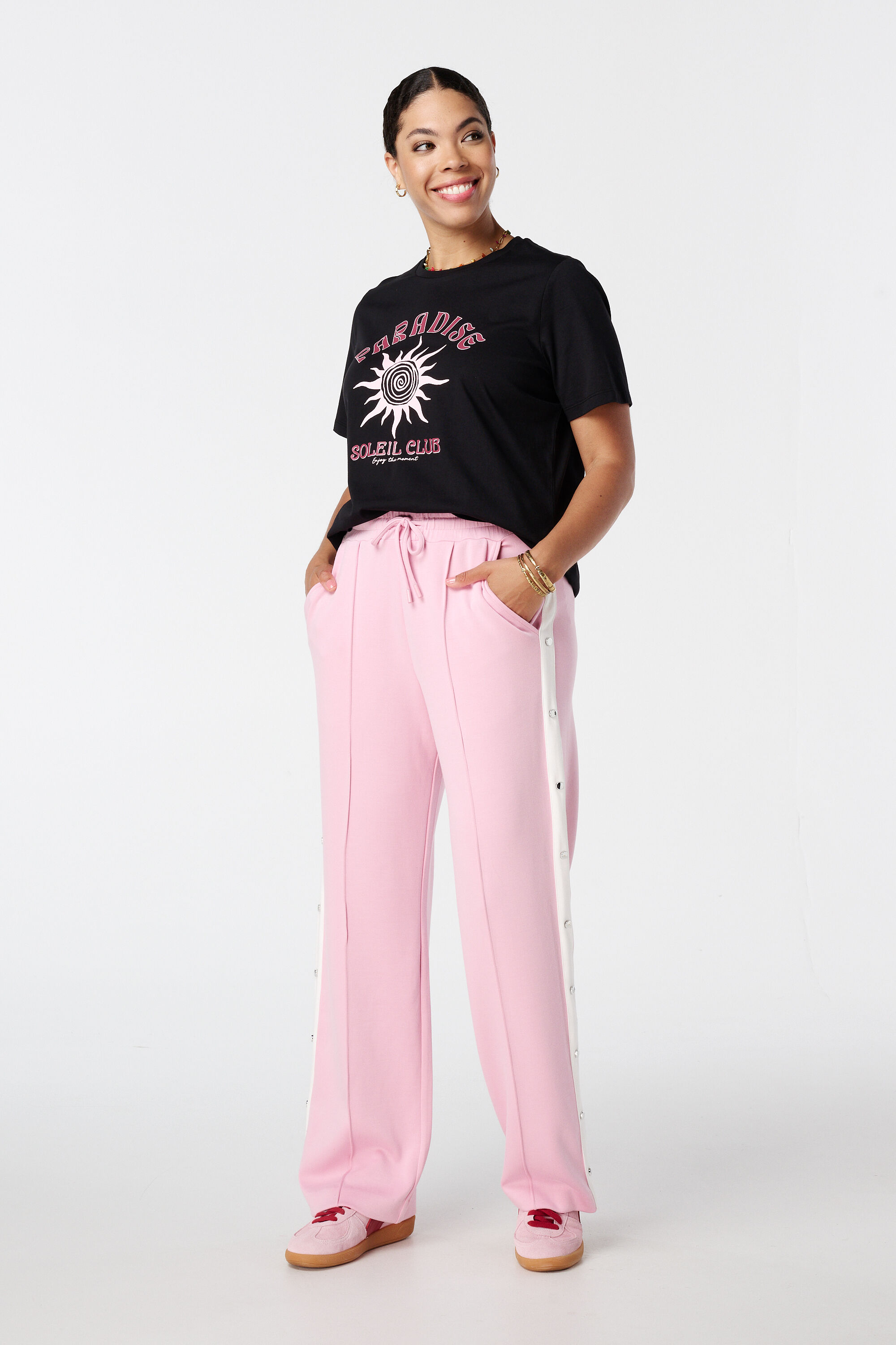 T-shirt mit Aufdruck image number 5