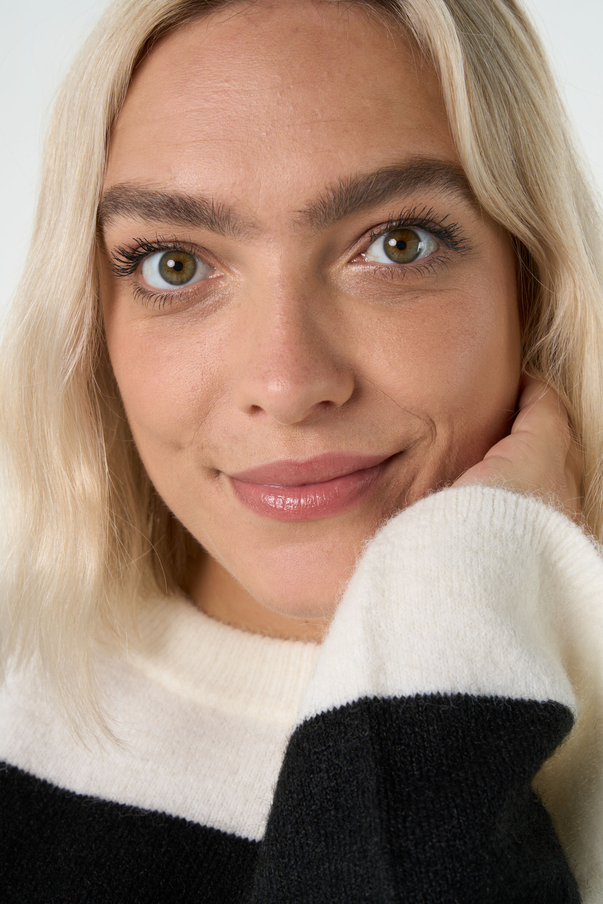 Gestreifter Pullover  image number 5