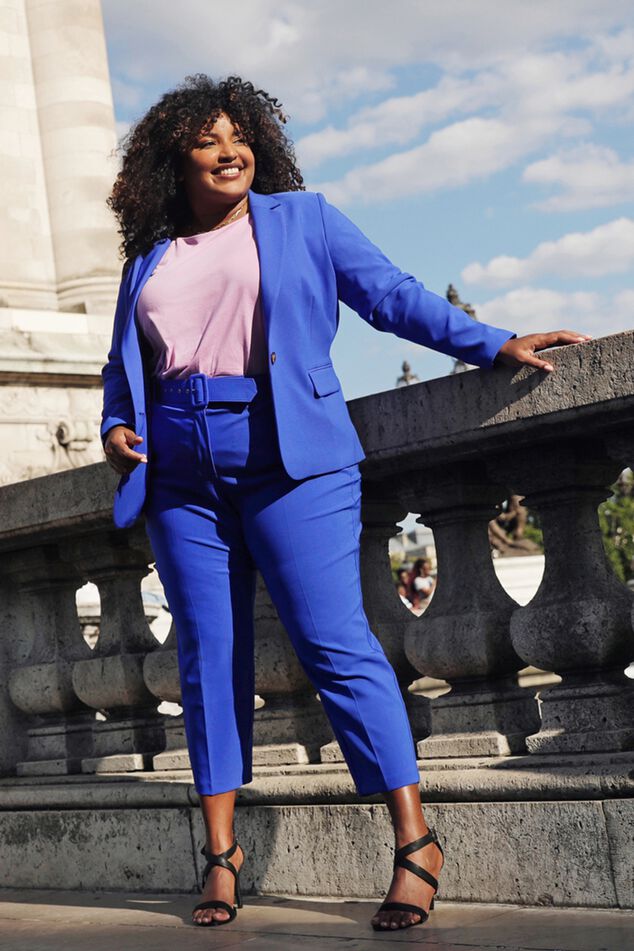 Blazer  image number 0