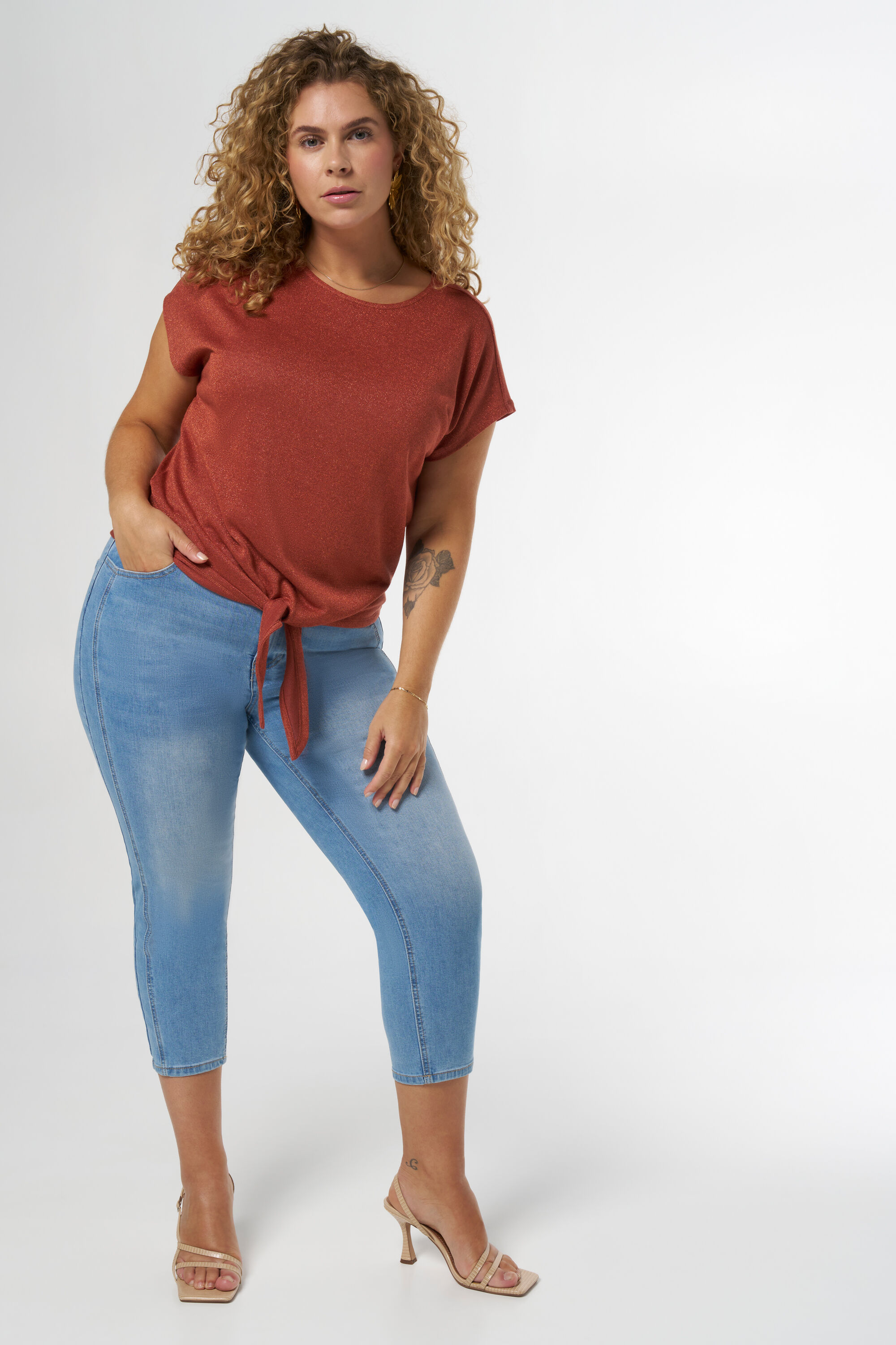 Top mit Knopfdetail image number 5