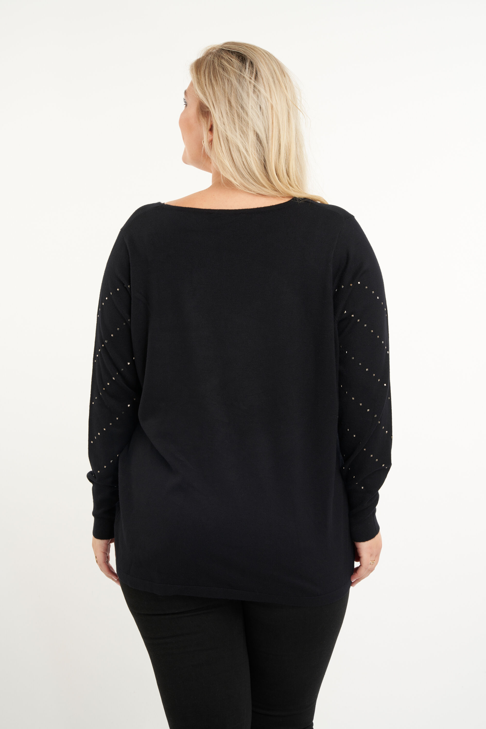 Pullover mit Nieten  image number 4