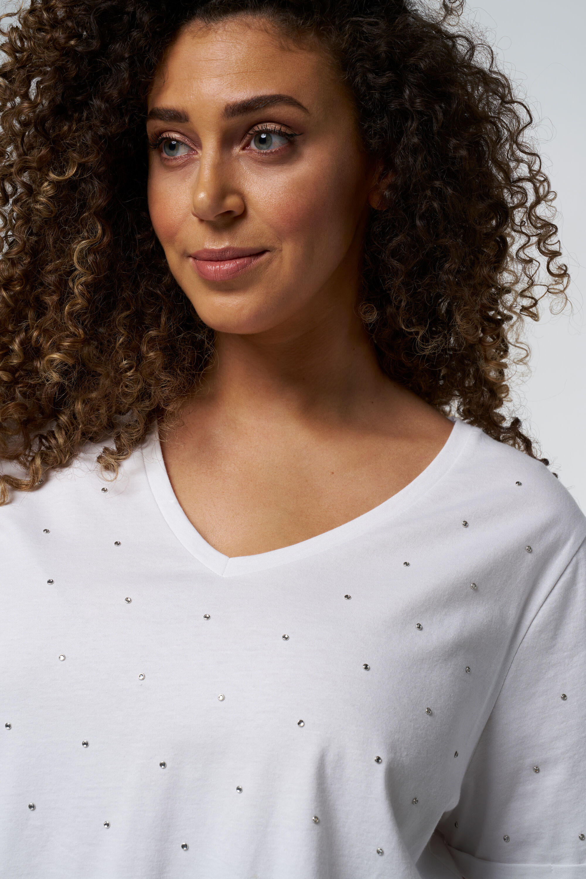 T-Shirt mit Steinen image number 4