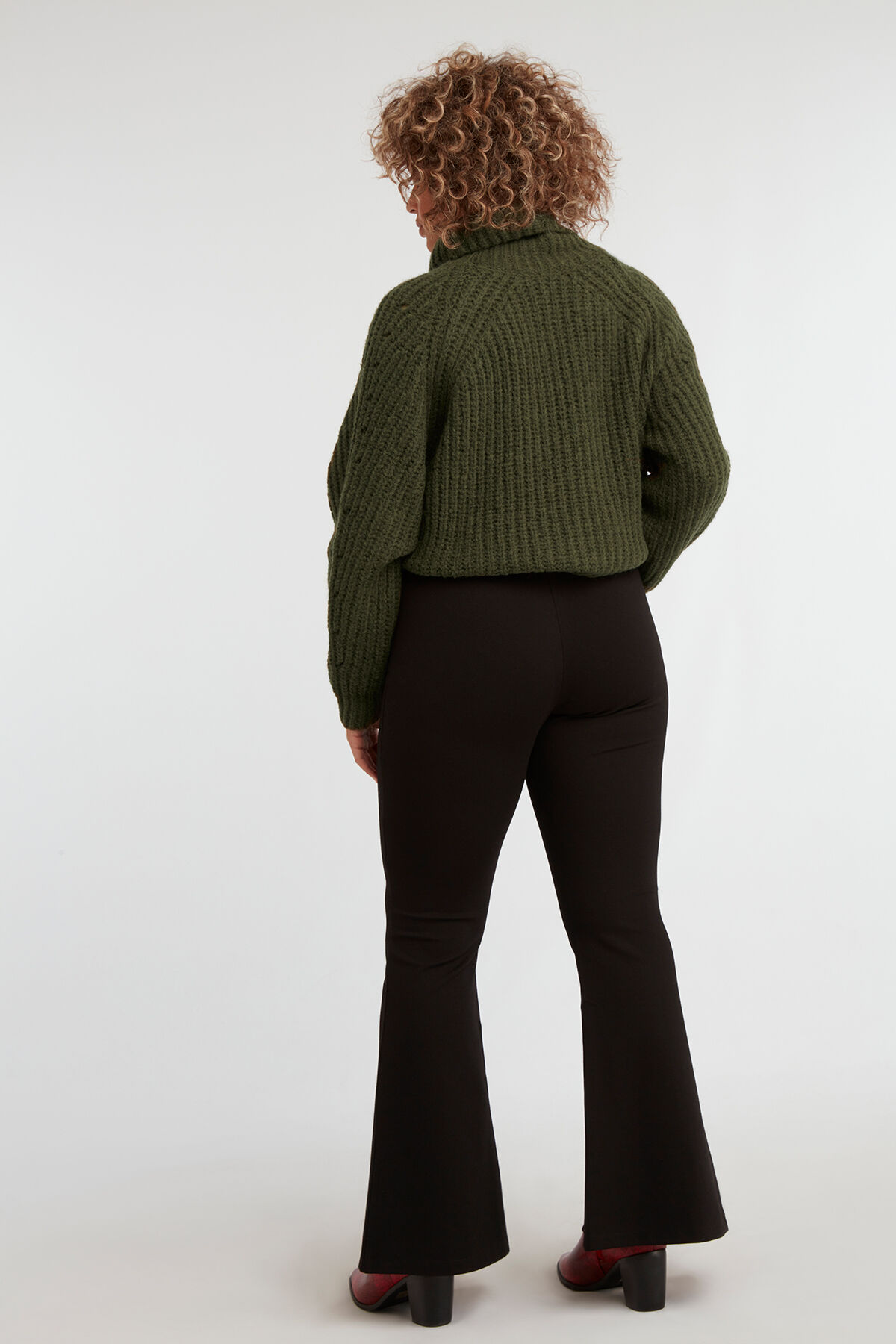 Leggings mit Schlitz auf der Vorderseite image number 5