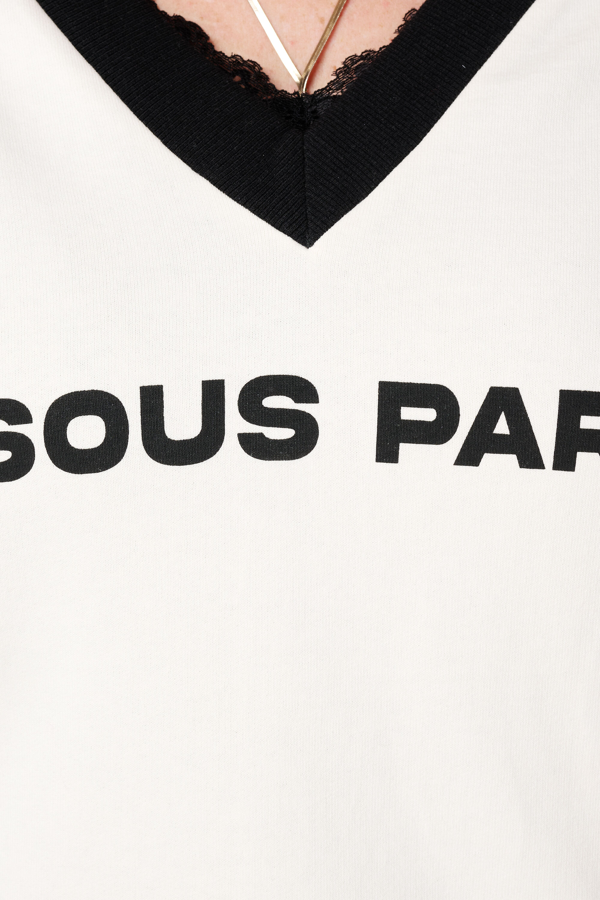 Sweater mit V-Ausschnitt und kontrastierenden B&uuml;ndchen  image number 6