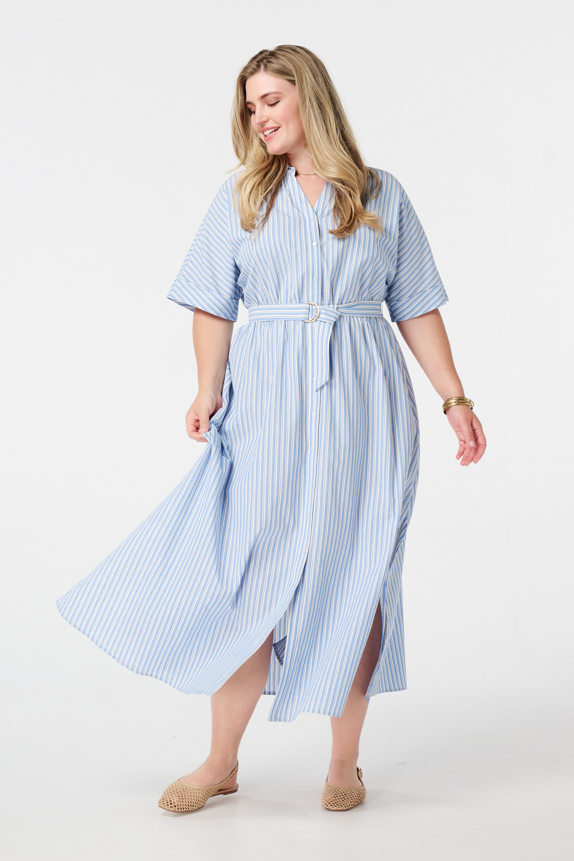 Gestreiftes Kleid mit G&uuml;rtel image number 5