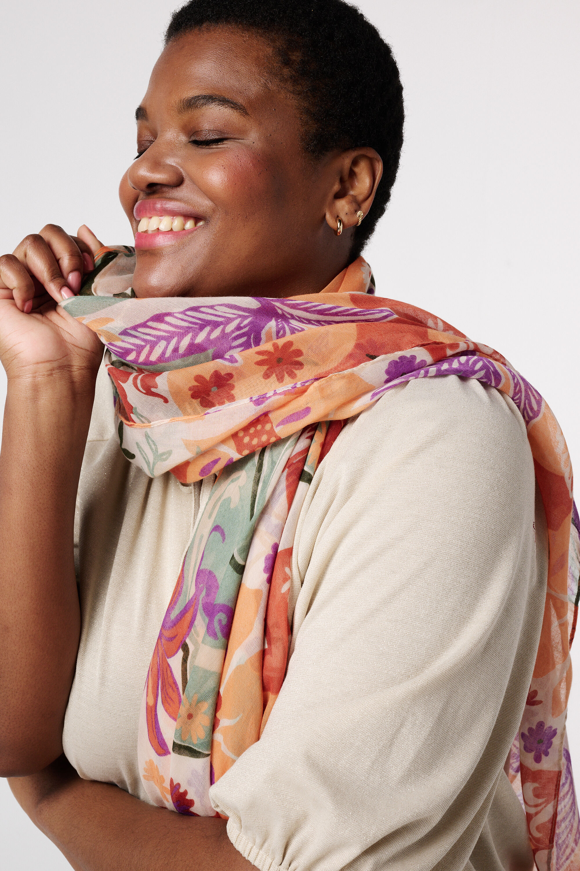 Schal mit Blumen-Print image number 2