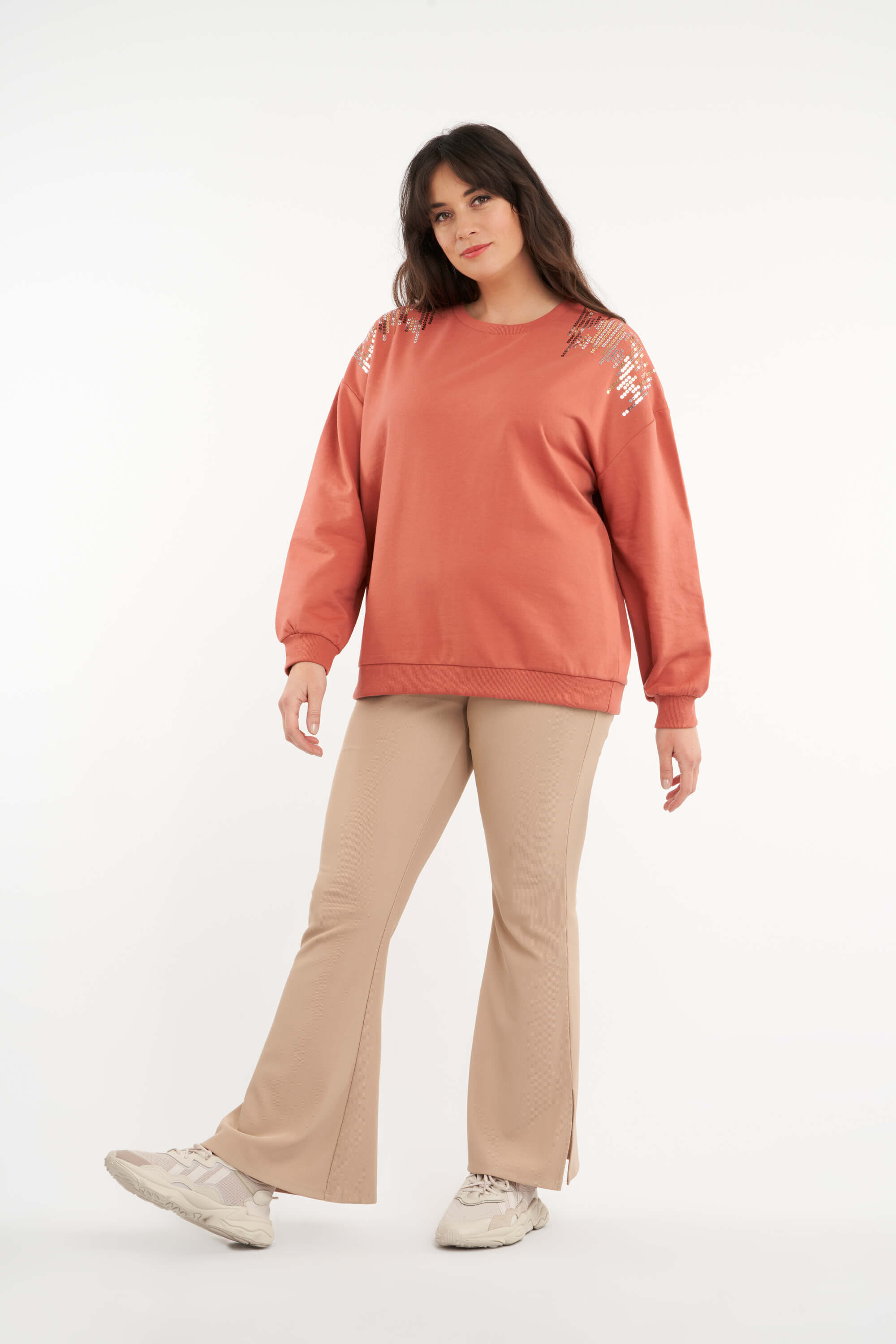 Pullover mit Pailletten image number 6