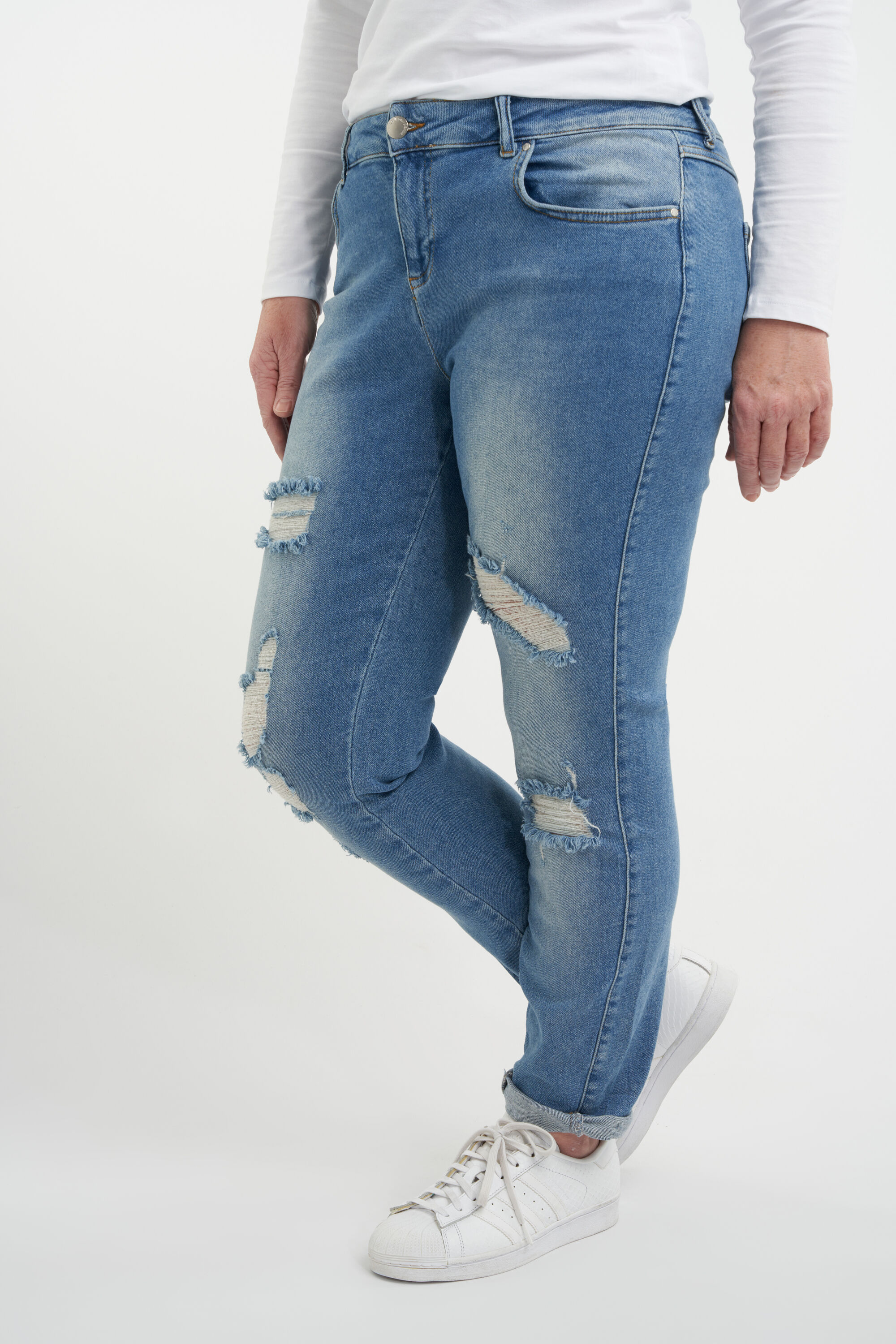 Jeans mit Used-Look image number 3
