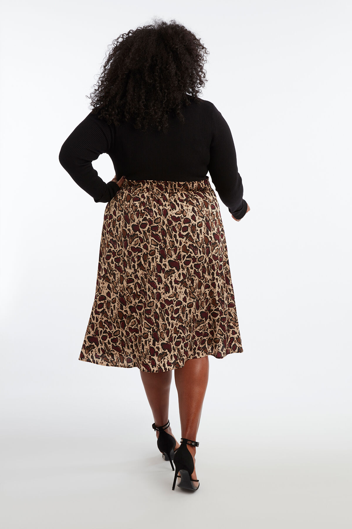 Turtleneck image number 3