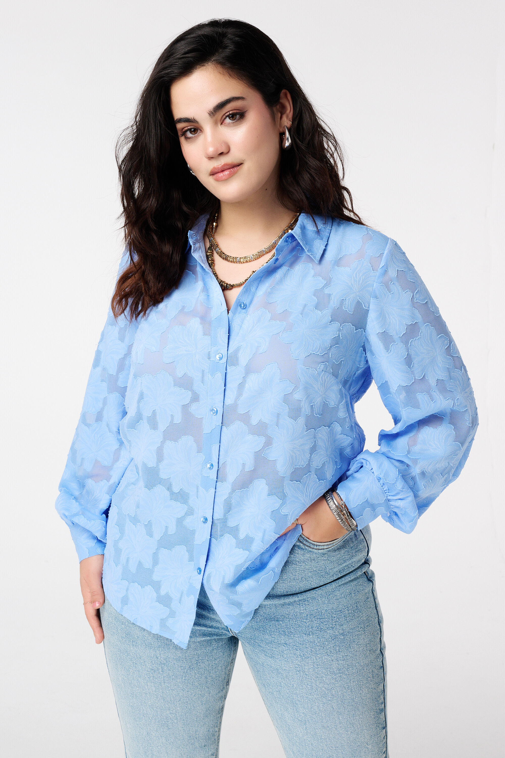 Transparente Bluse mit Blumenstruktur
