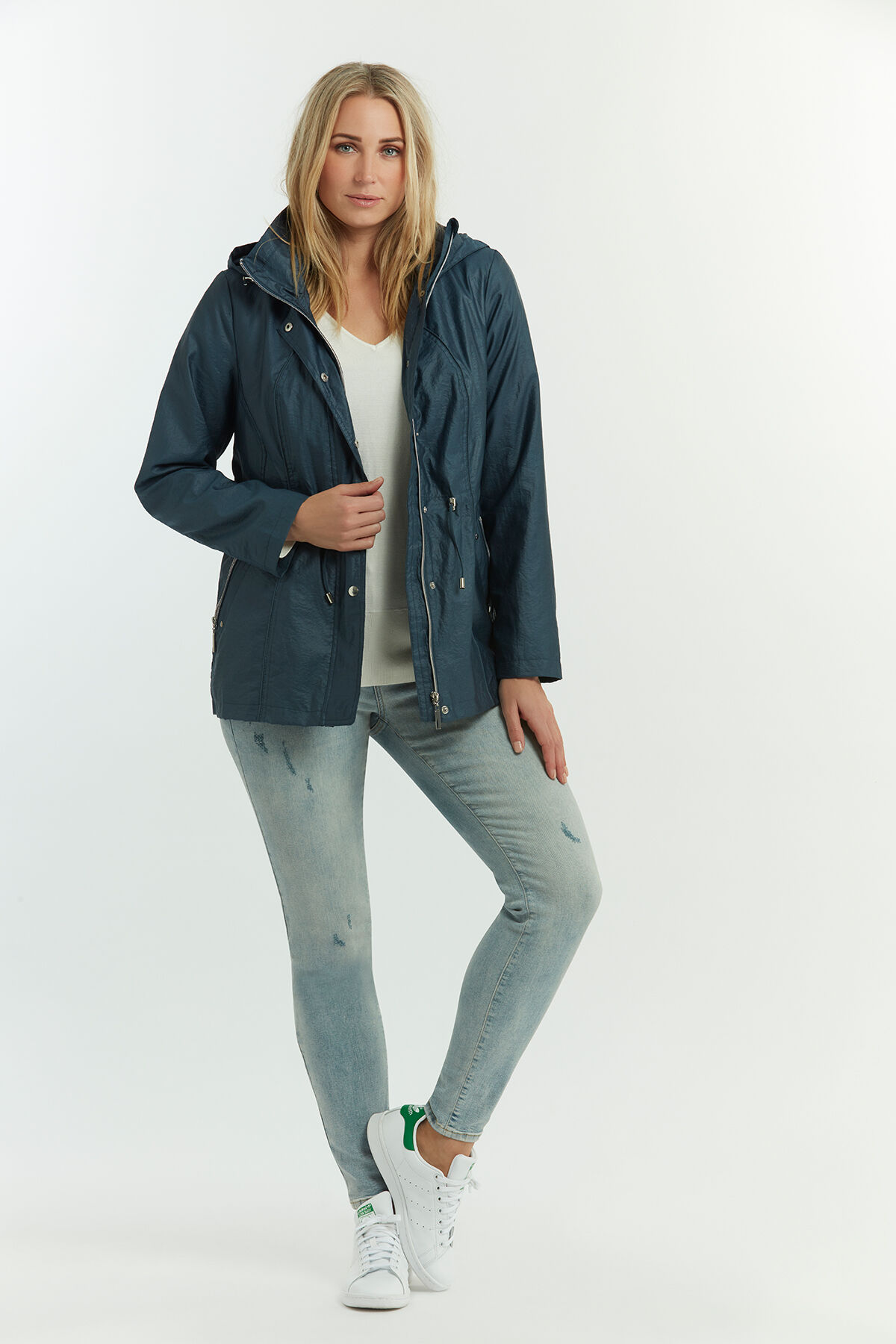 Skinny-Leg Jeans image number 5