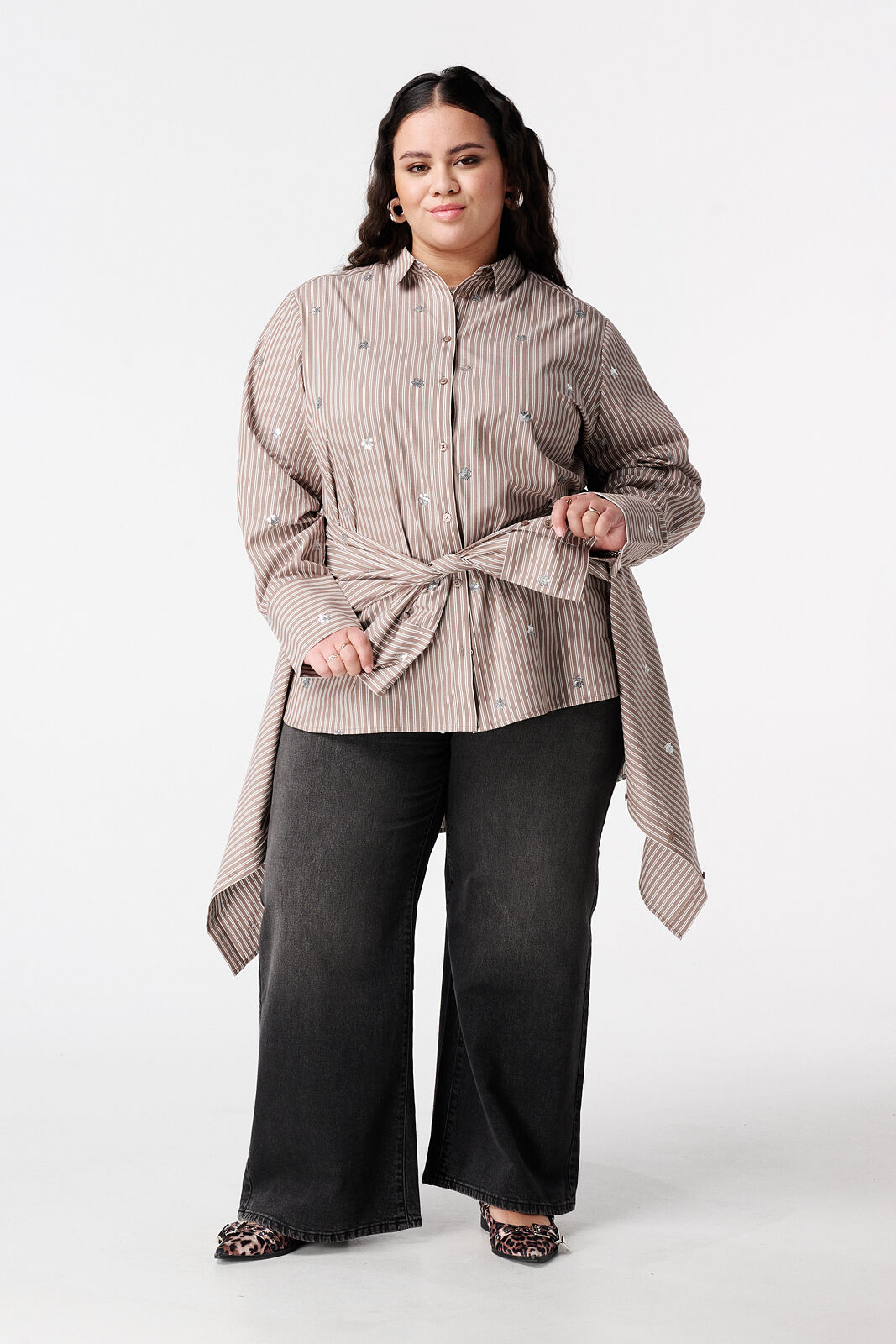 Gestreifte Bluse mit Pailletten image number 5