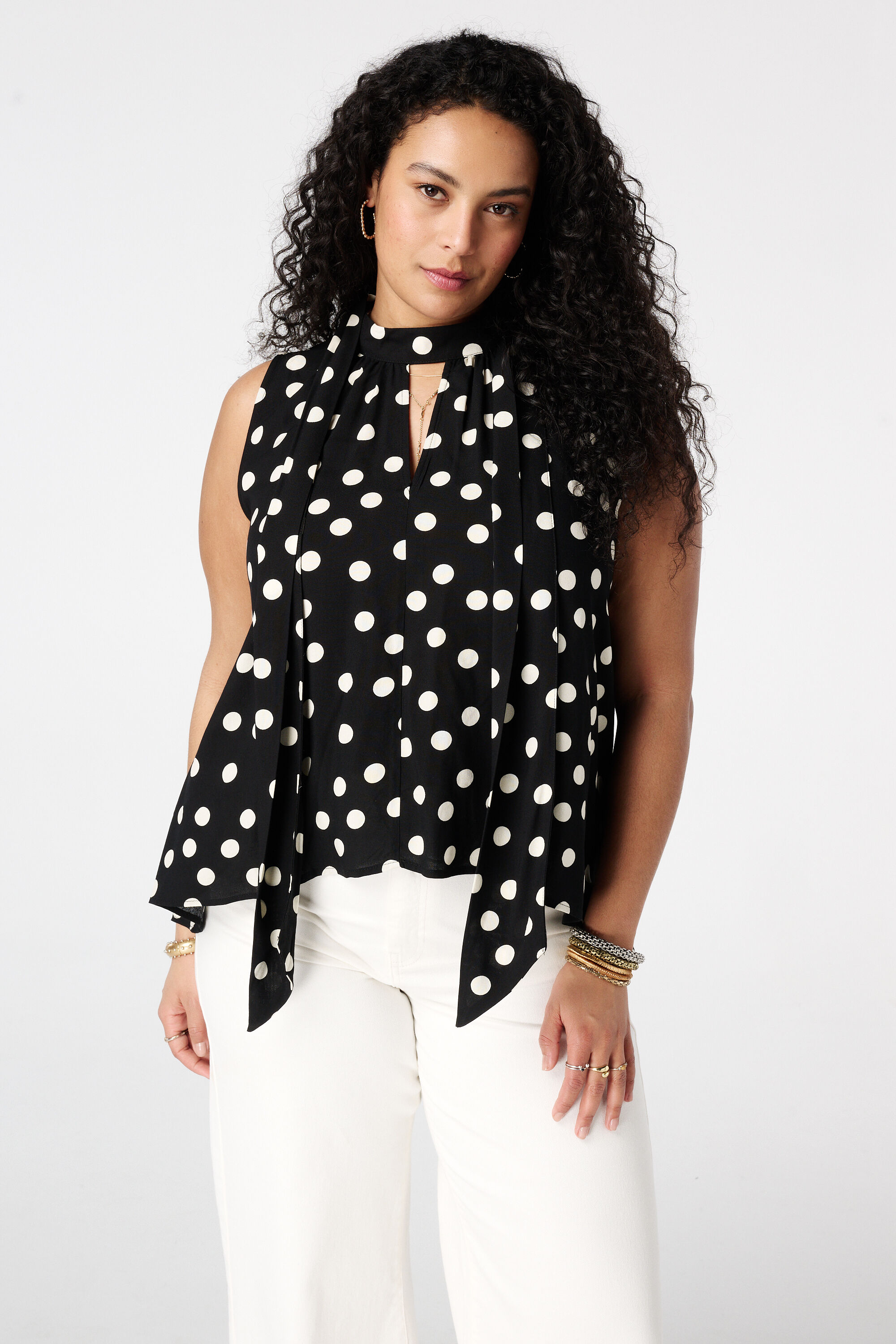 Polka Dot Bluse mit Halstuch