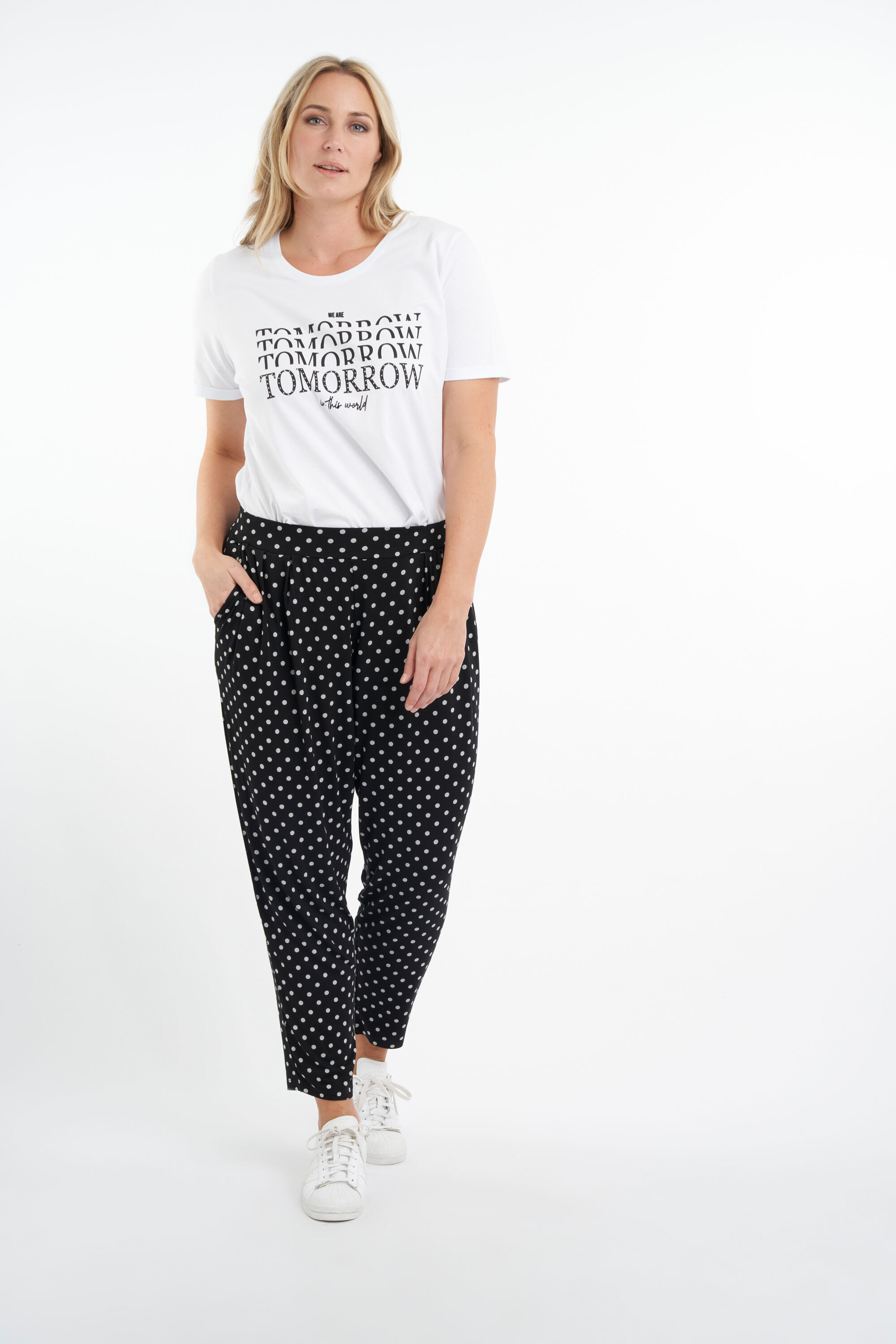 Hose mit Punktmuster image number 6