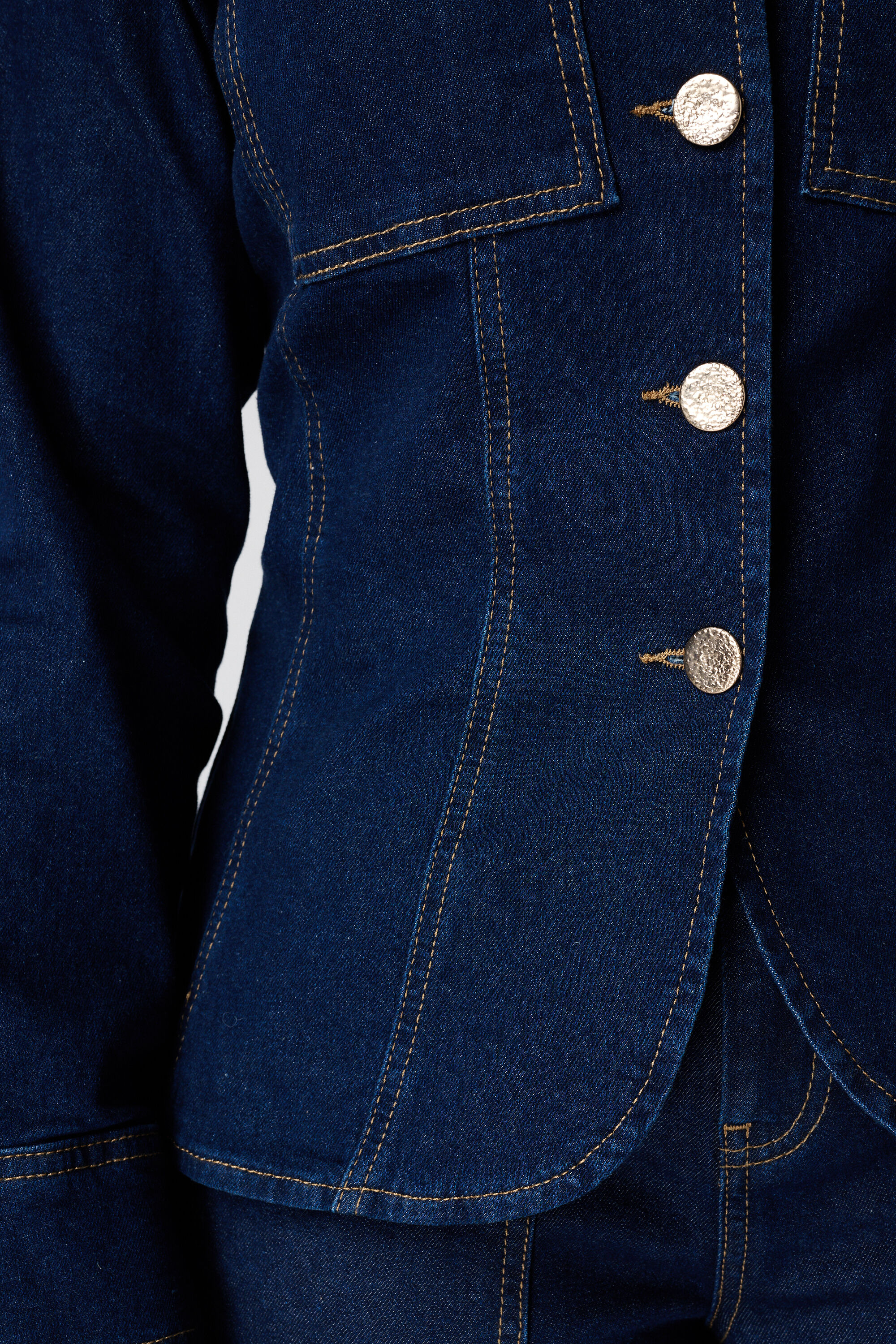 Figurbetonte Denimjacke image number 4
