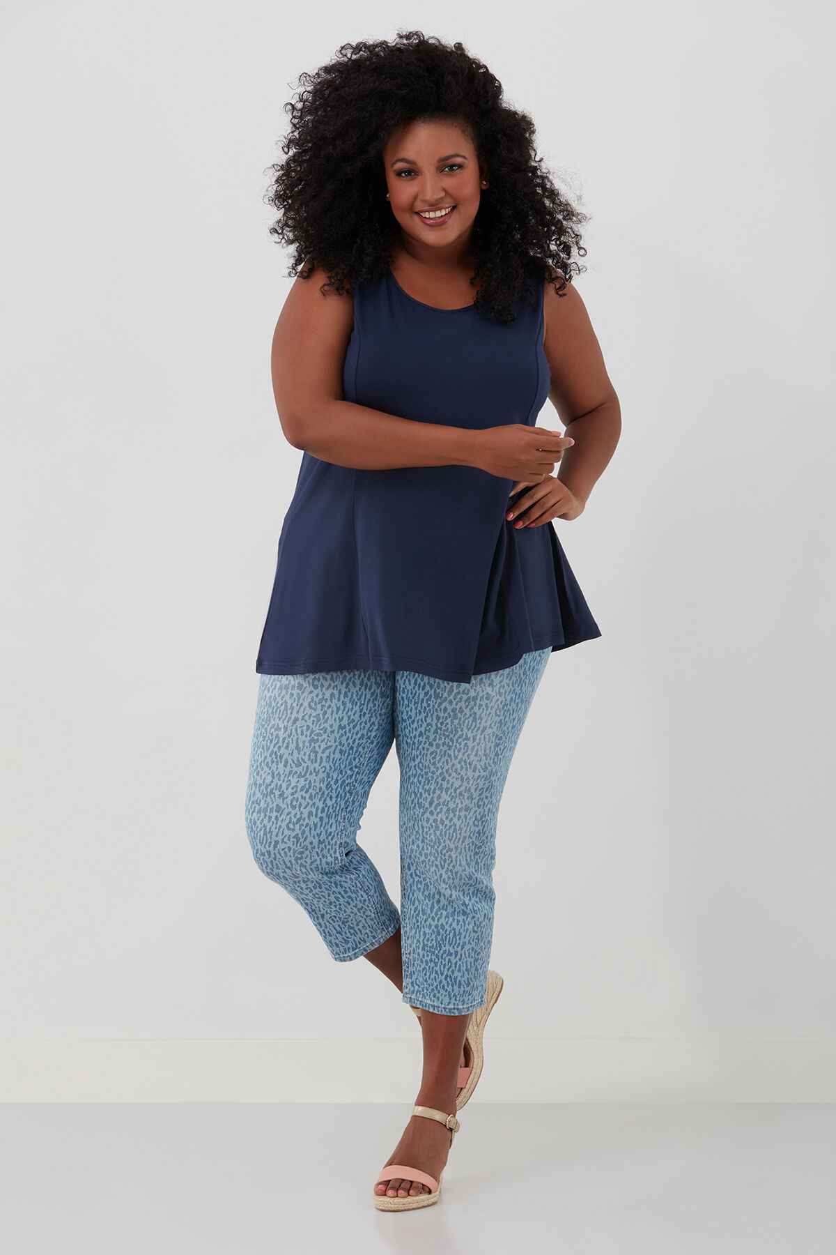 Caprihose mit Animal-Print image number 0