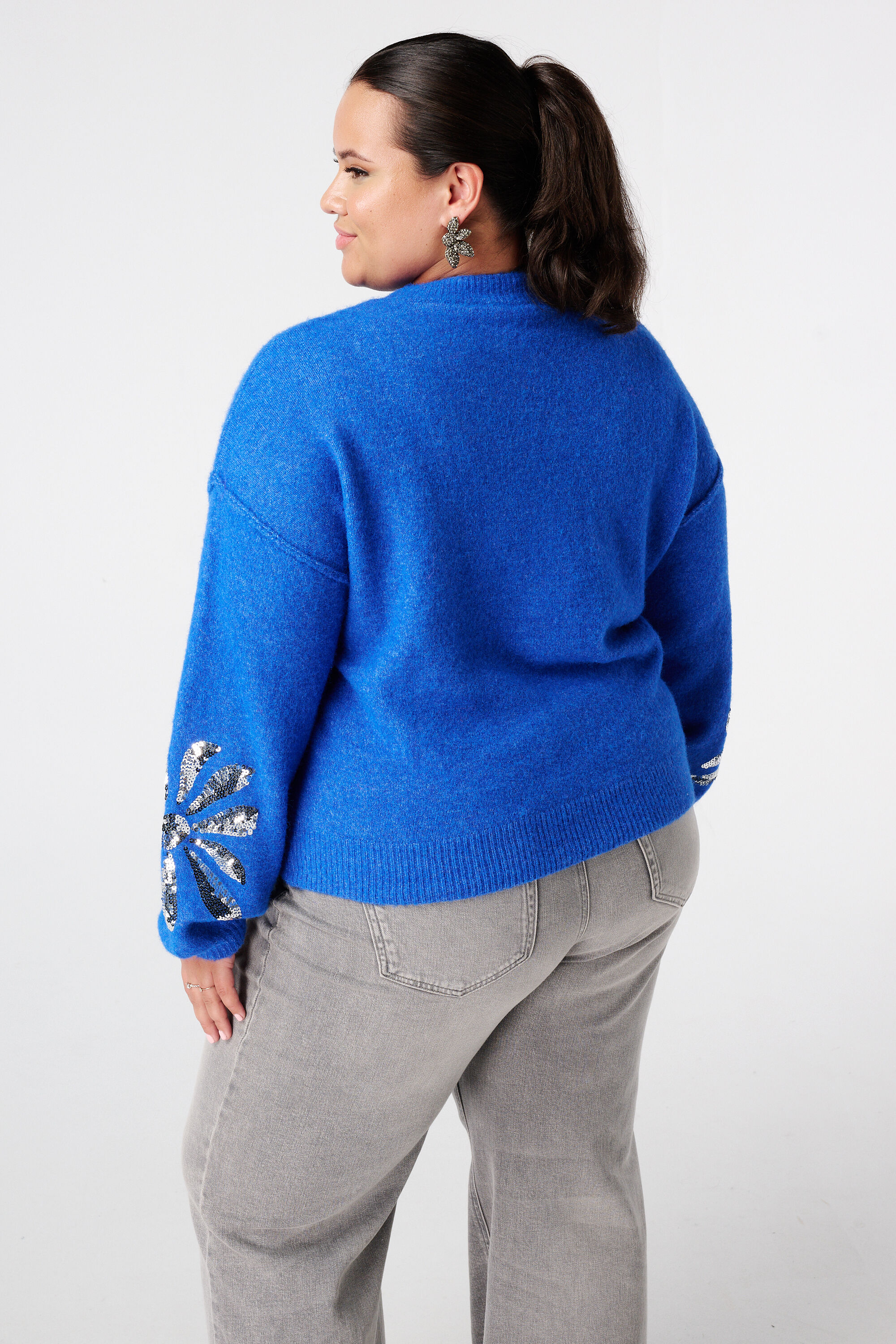 Strickpullover mit Pailletten an den &Auml;rmeln image number 3