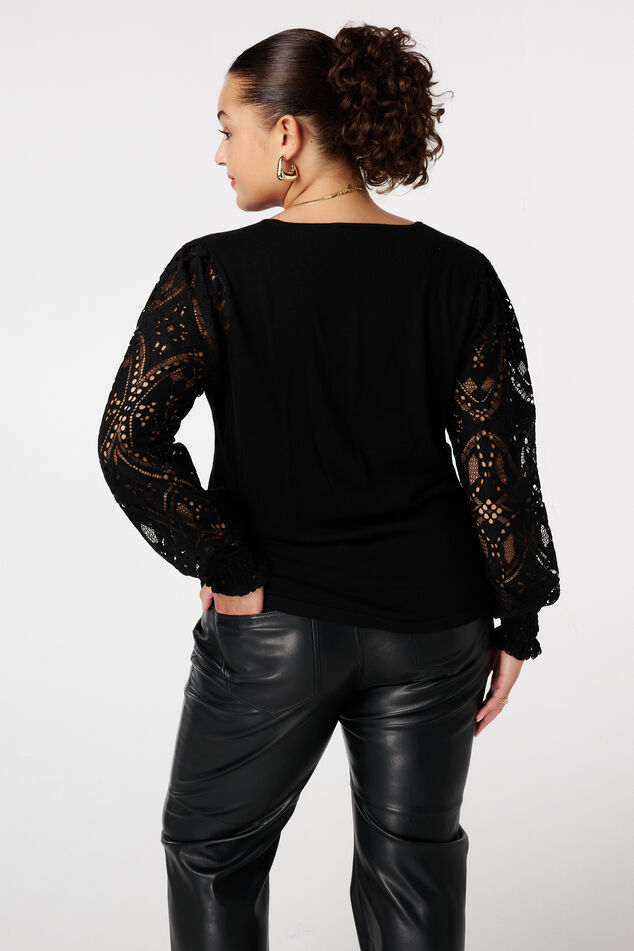 Top mit Spitzenärmeln image number 3