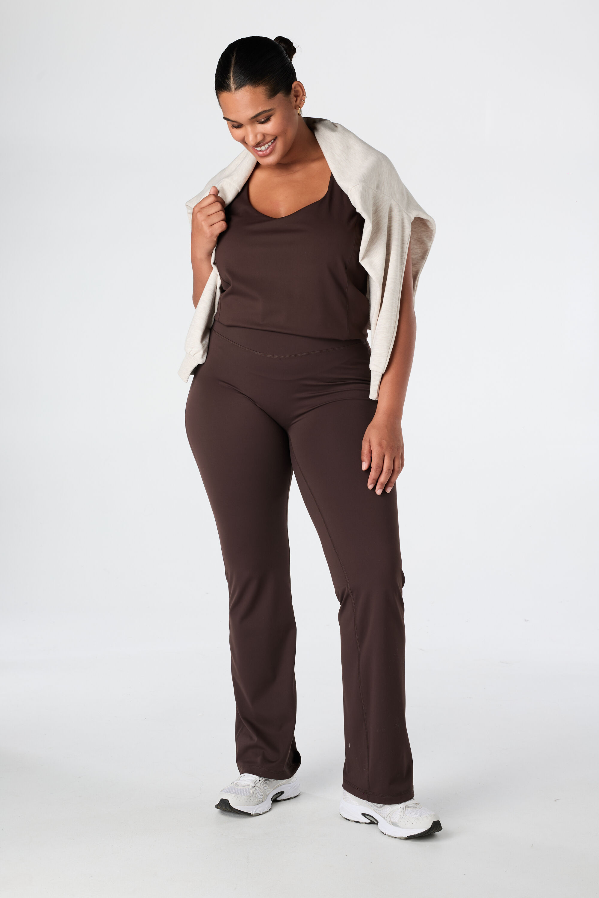 Ausgestellte Sportleggings image number 0