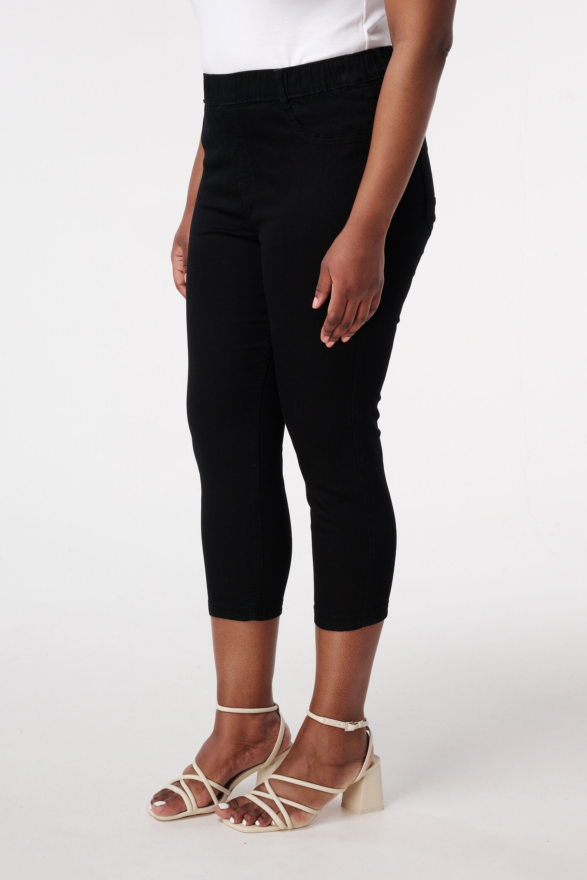 Capri-Treggings  image number 5