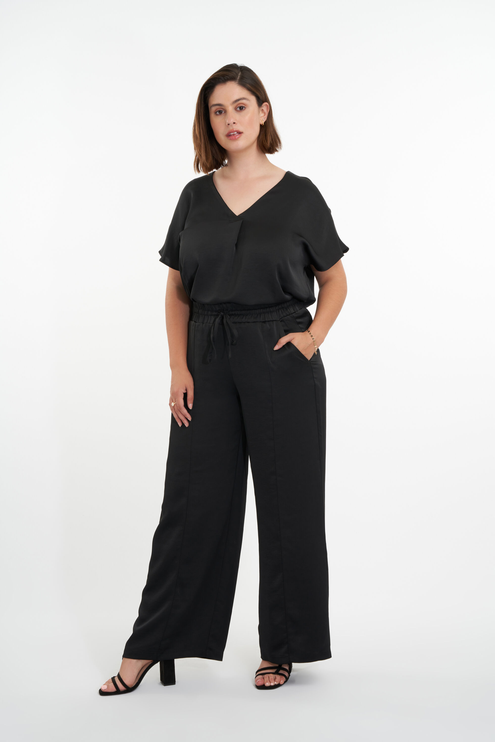 Satinhose image number 4