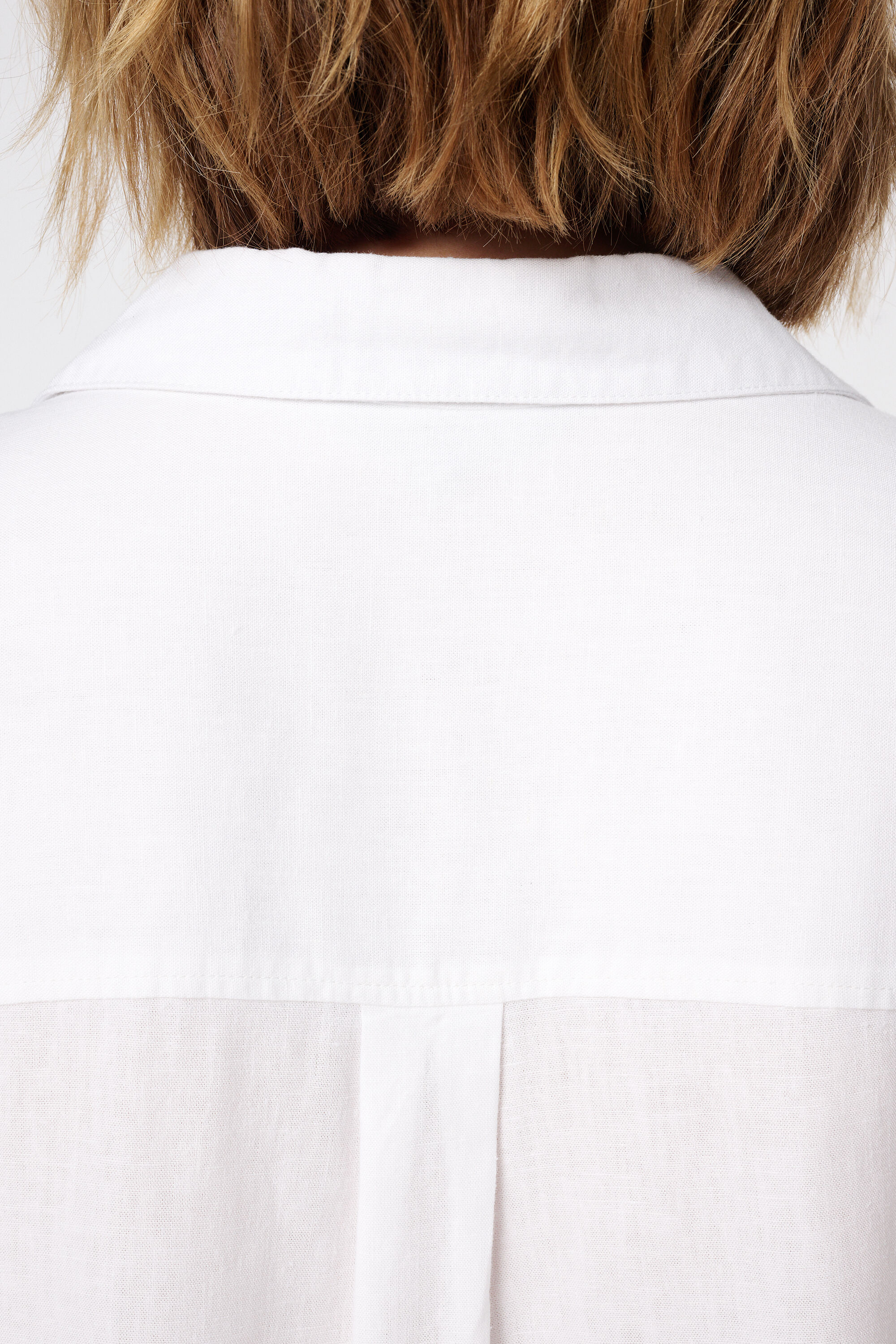 Leinenbluse mit Taschen  image number 6