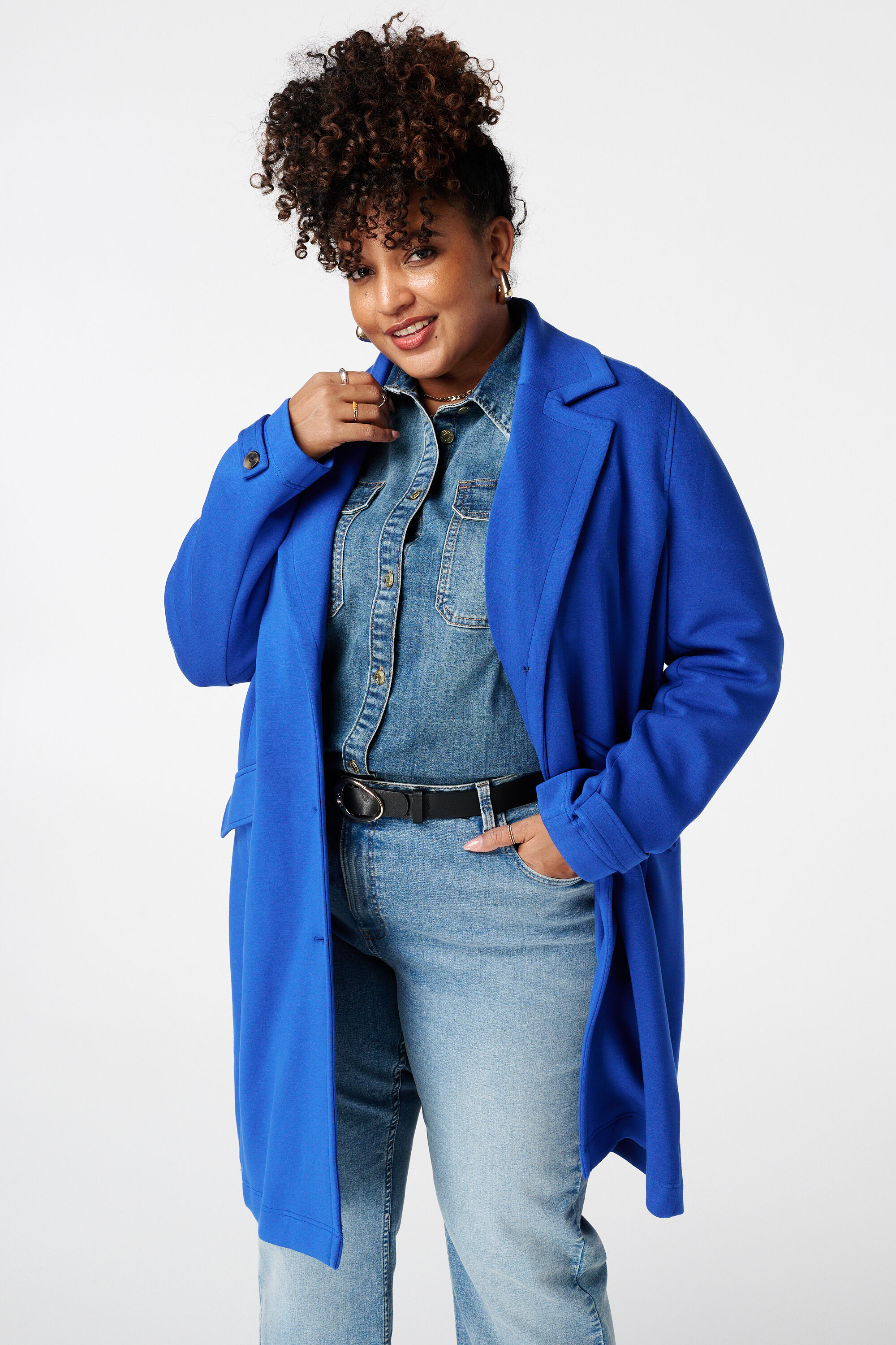 Mantel mit Knopfverschluss