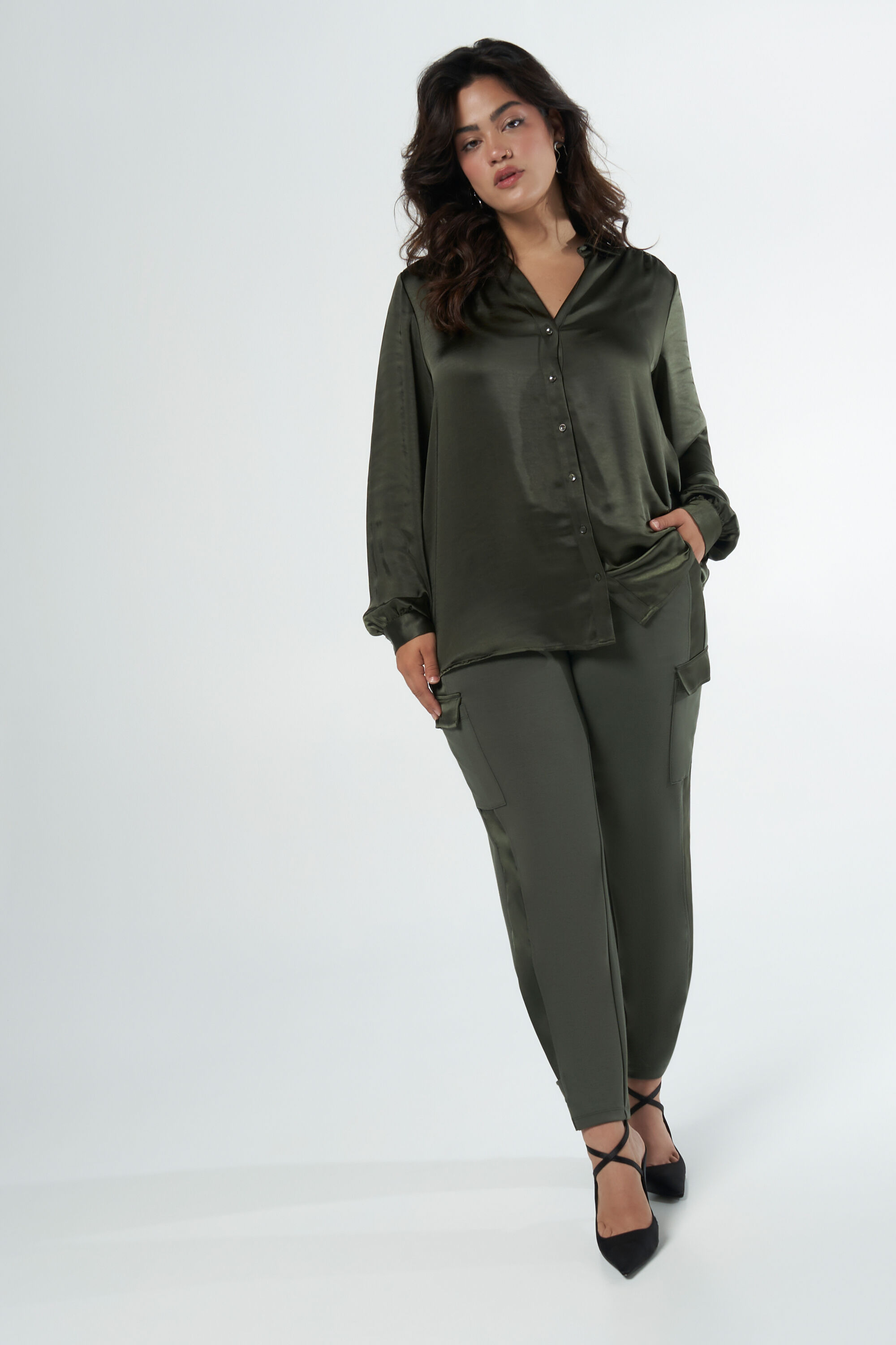 Bluse mit Satin-Look image number 5