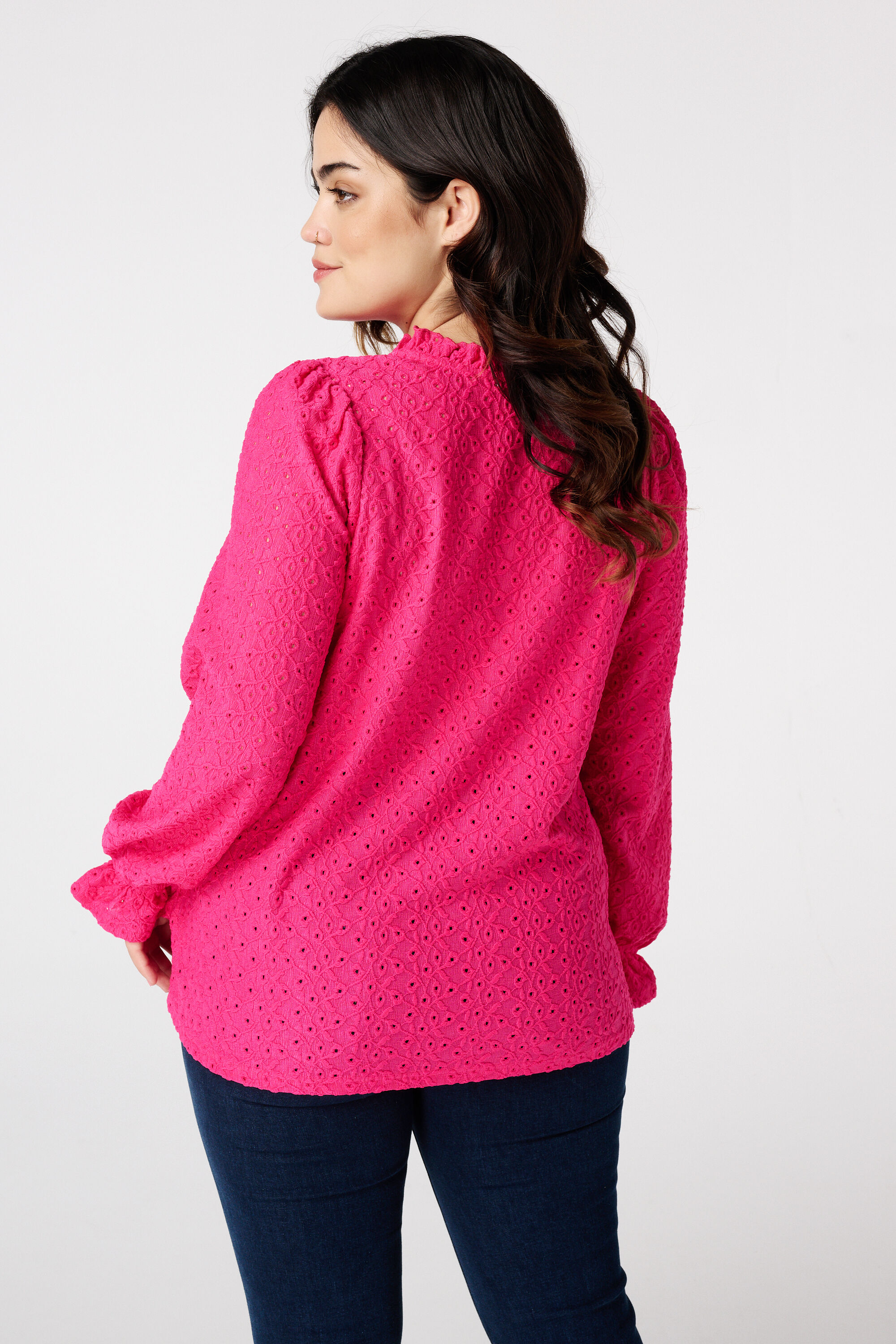 Oberteil mit Stickerei image number 3