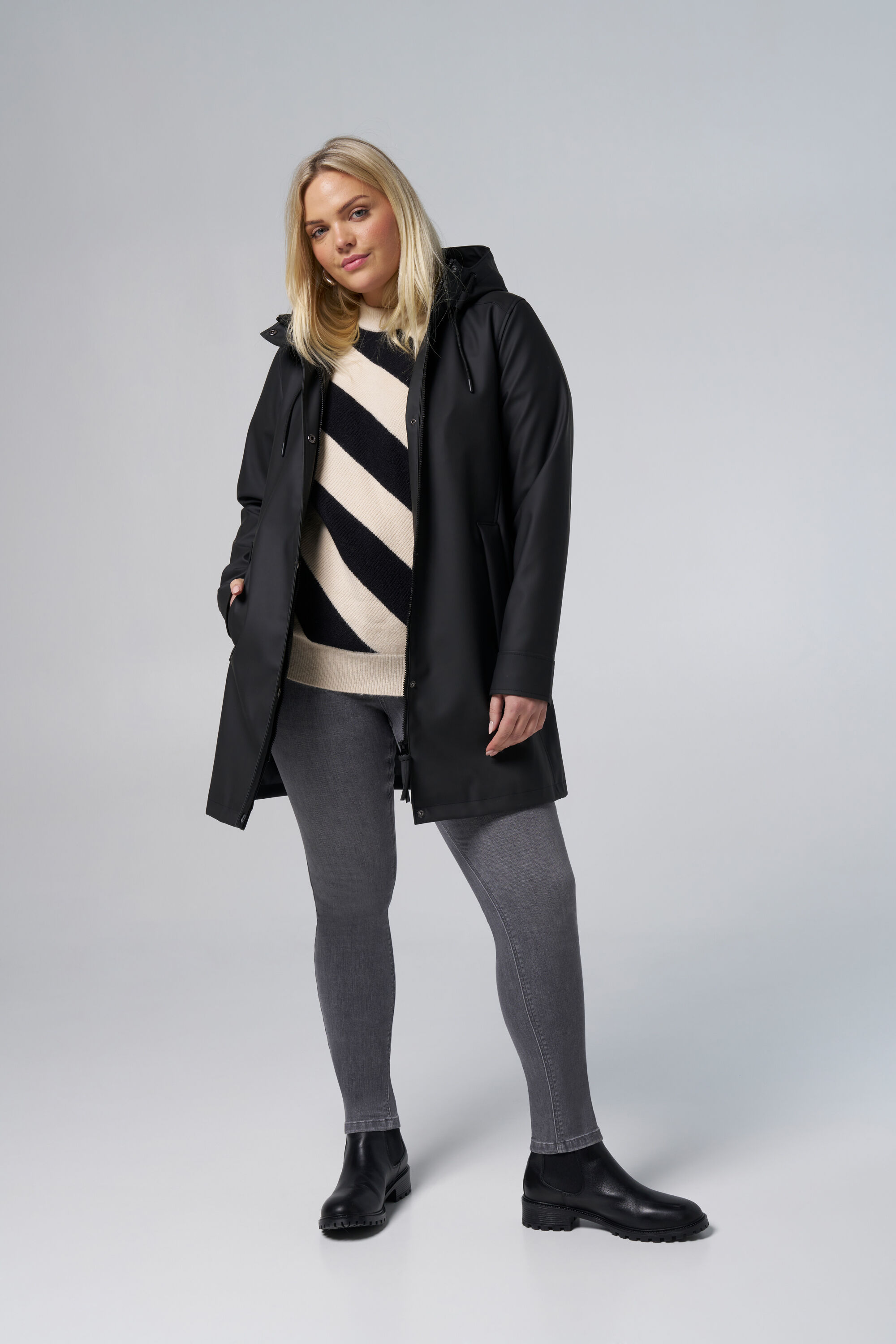 Mackintosh mit Kapuze image number 5