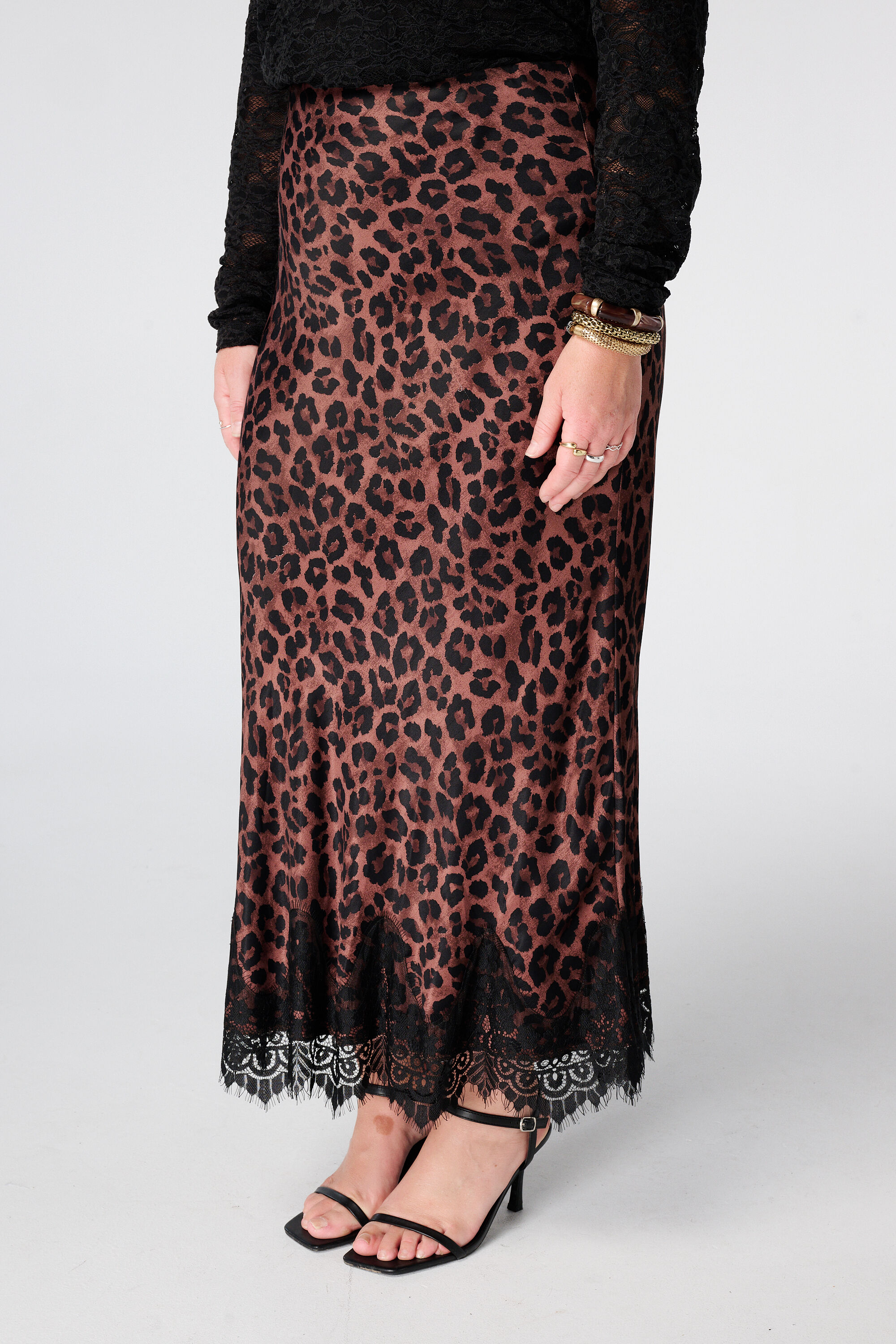 Midi Satinsrock mit Animalprint image number 5