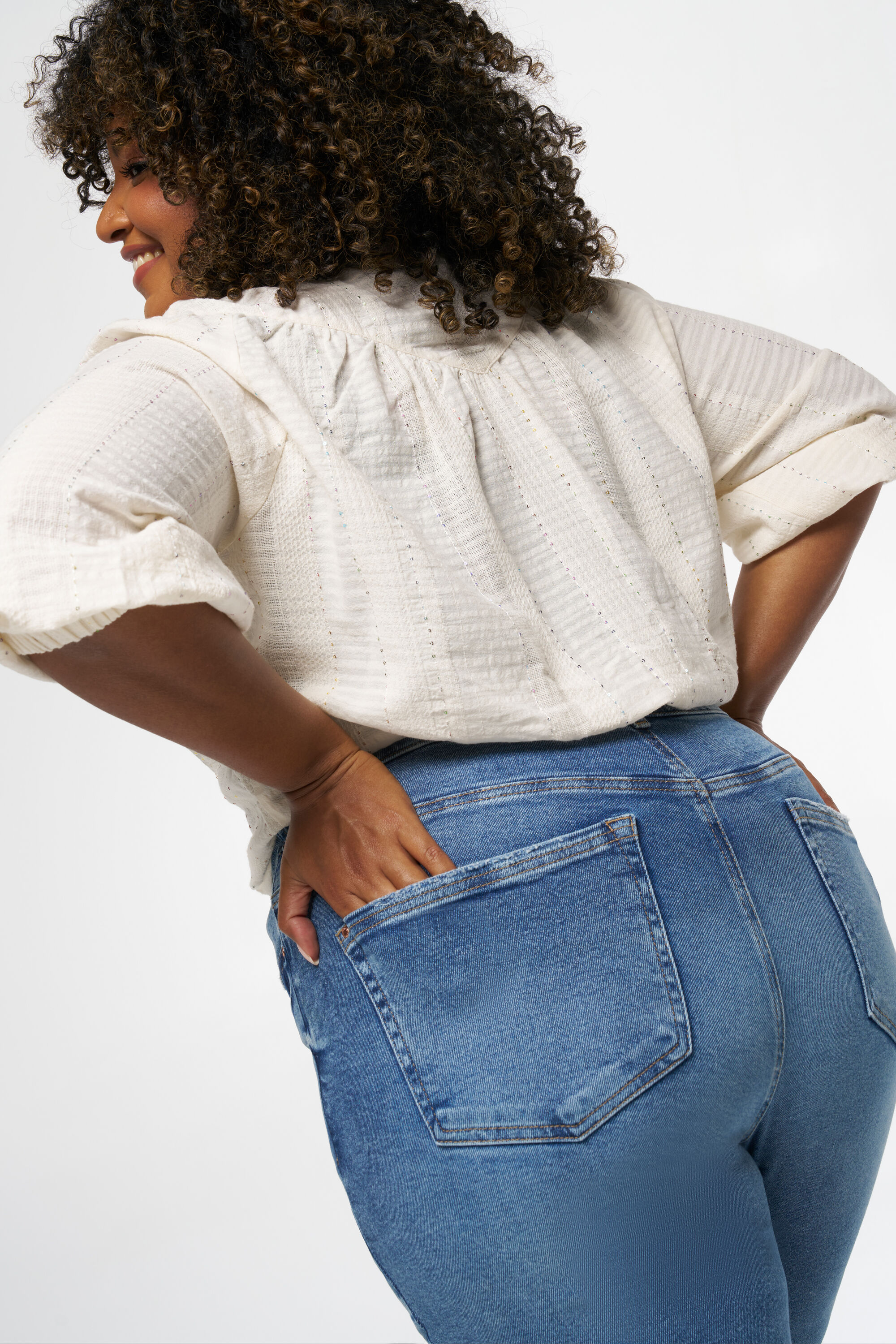 Gek&uuml;rzte Jeans image number 4