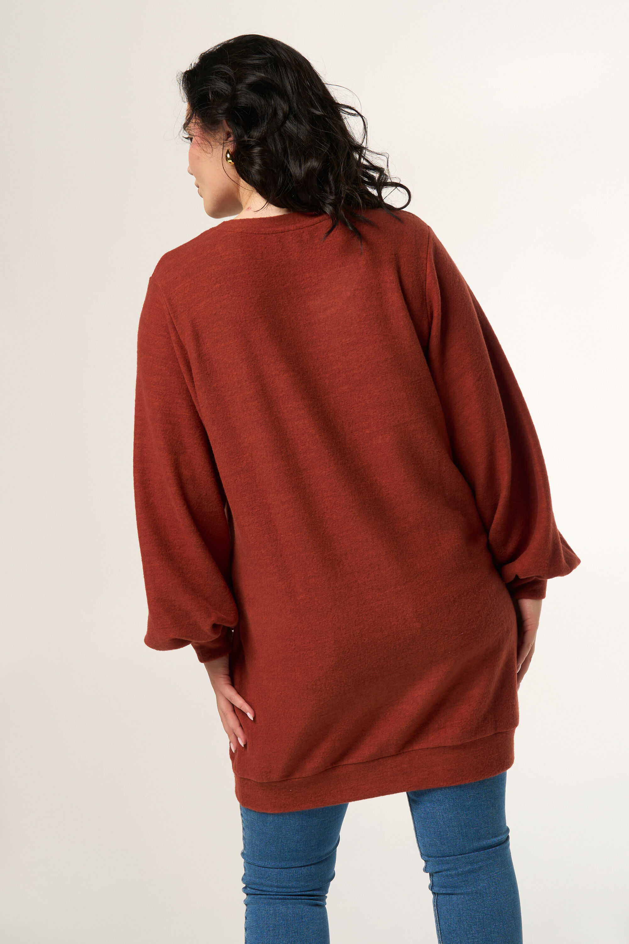 Langer Pullover mit Ballon&auml;rmeln image number 3