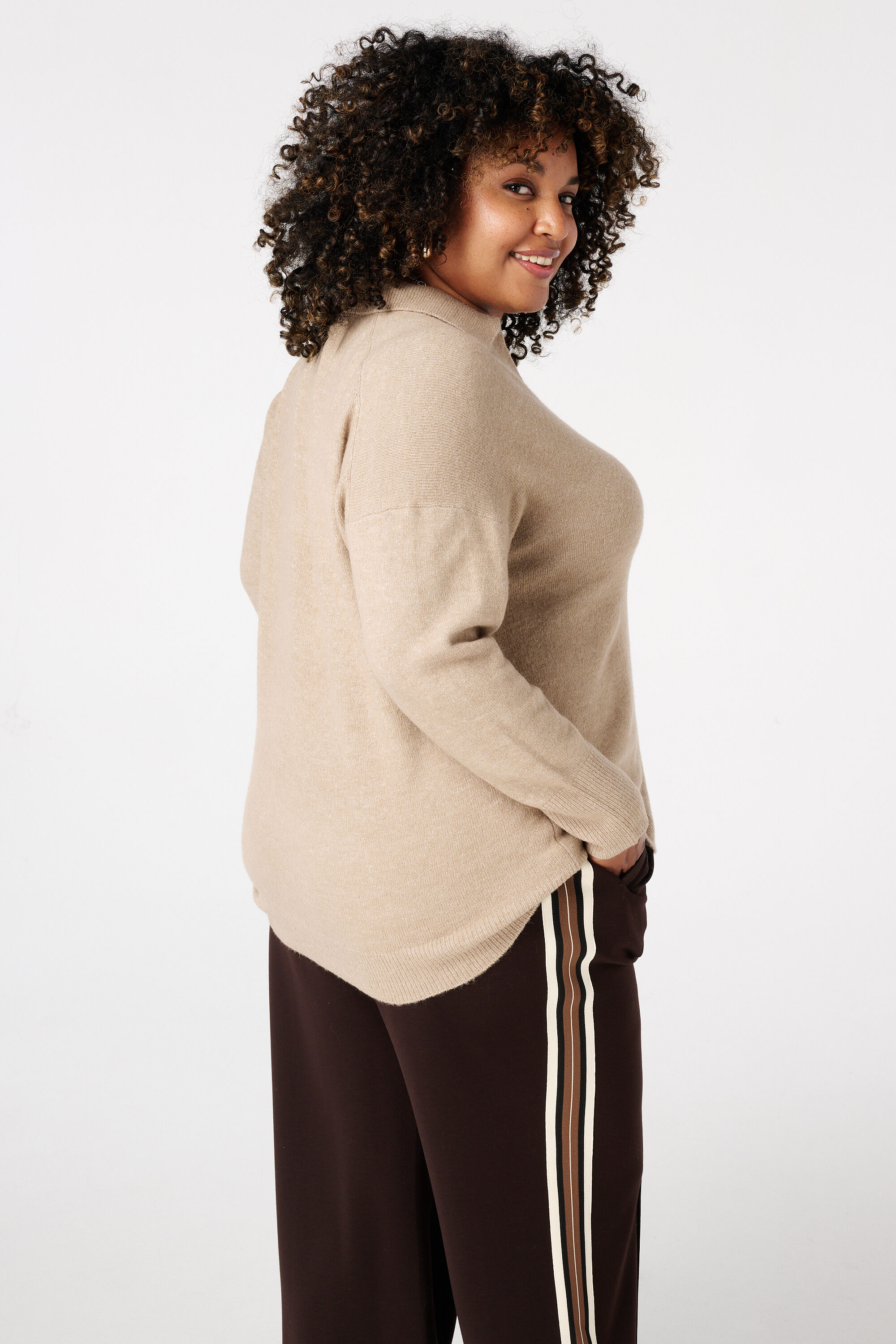 Fein gestrickter Polopullover image number 3