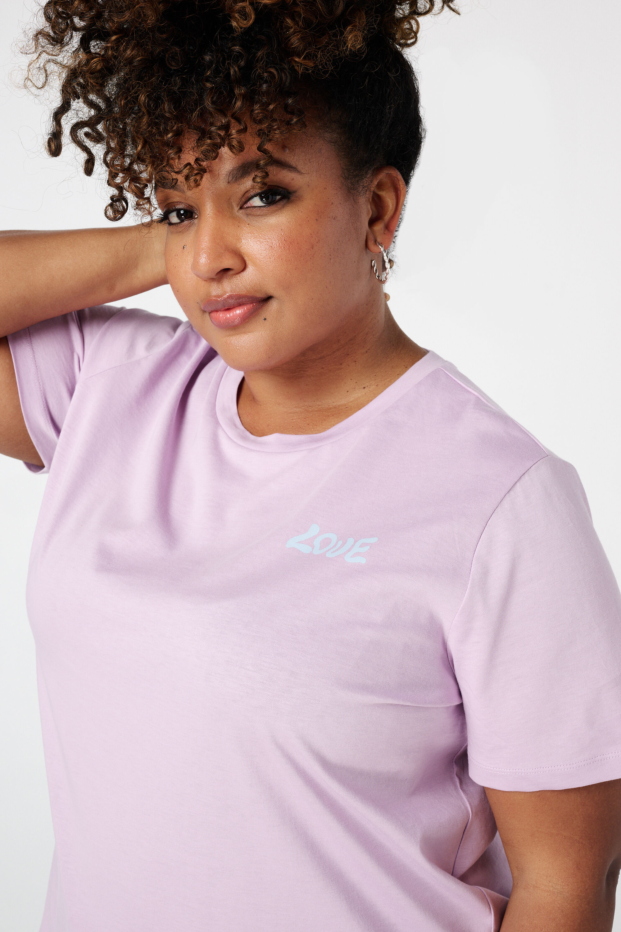 T-Shirt mit Blumendruck image number 4