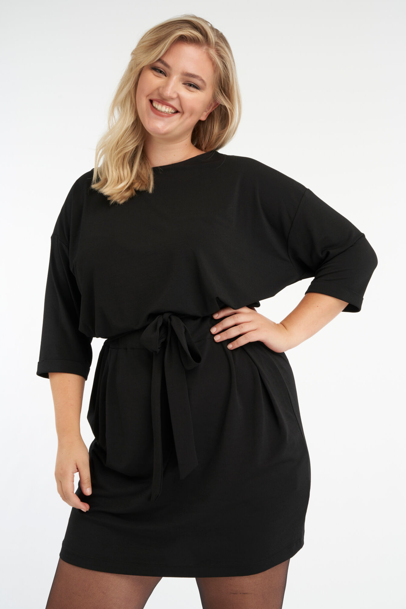 Jersey-Kleid mit Bindeg&uuml;rtel image number 0