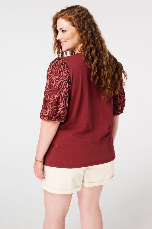 T-Shirt mit bestickten Ärmeln image number 3