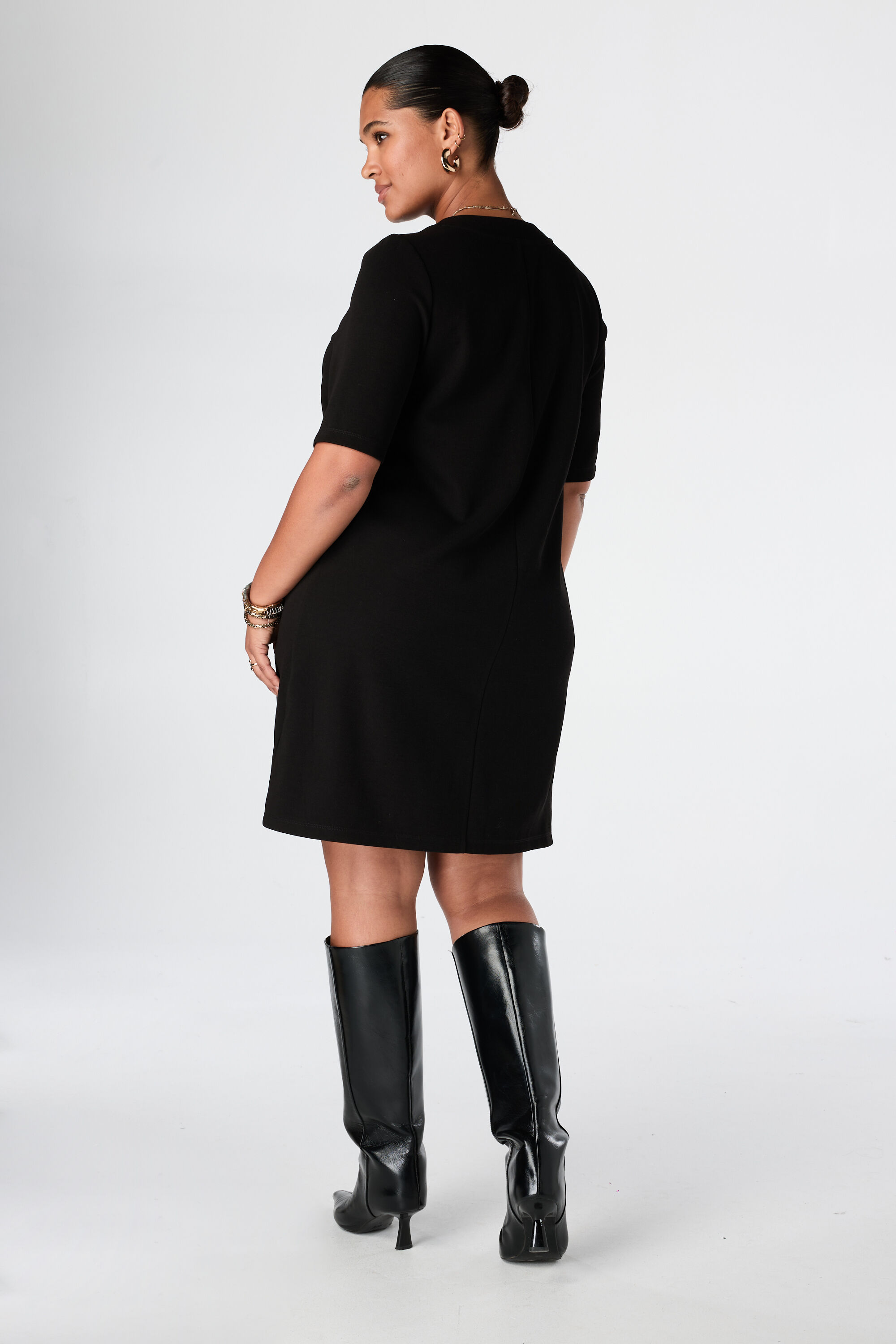 Kleid mit Knopfverschluss image number 3