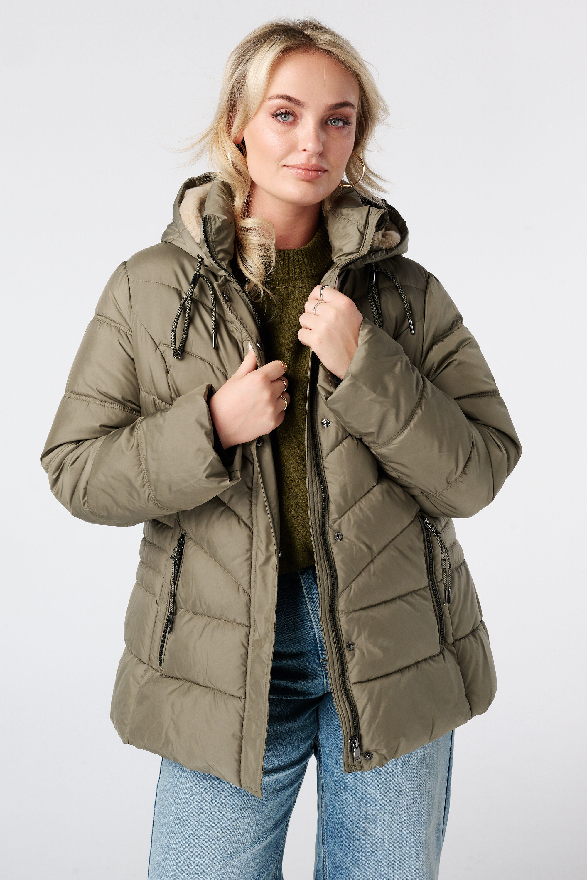 Gesteppte Jacke mit Kapuze
