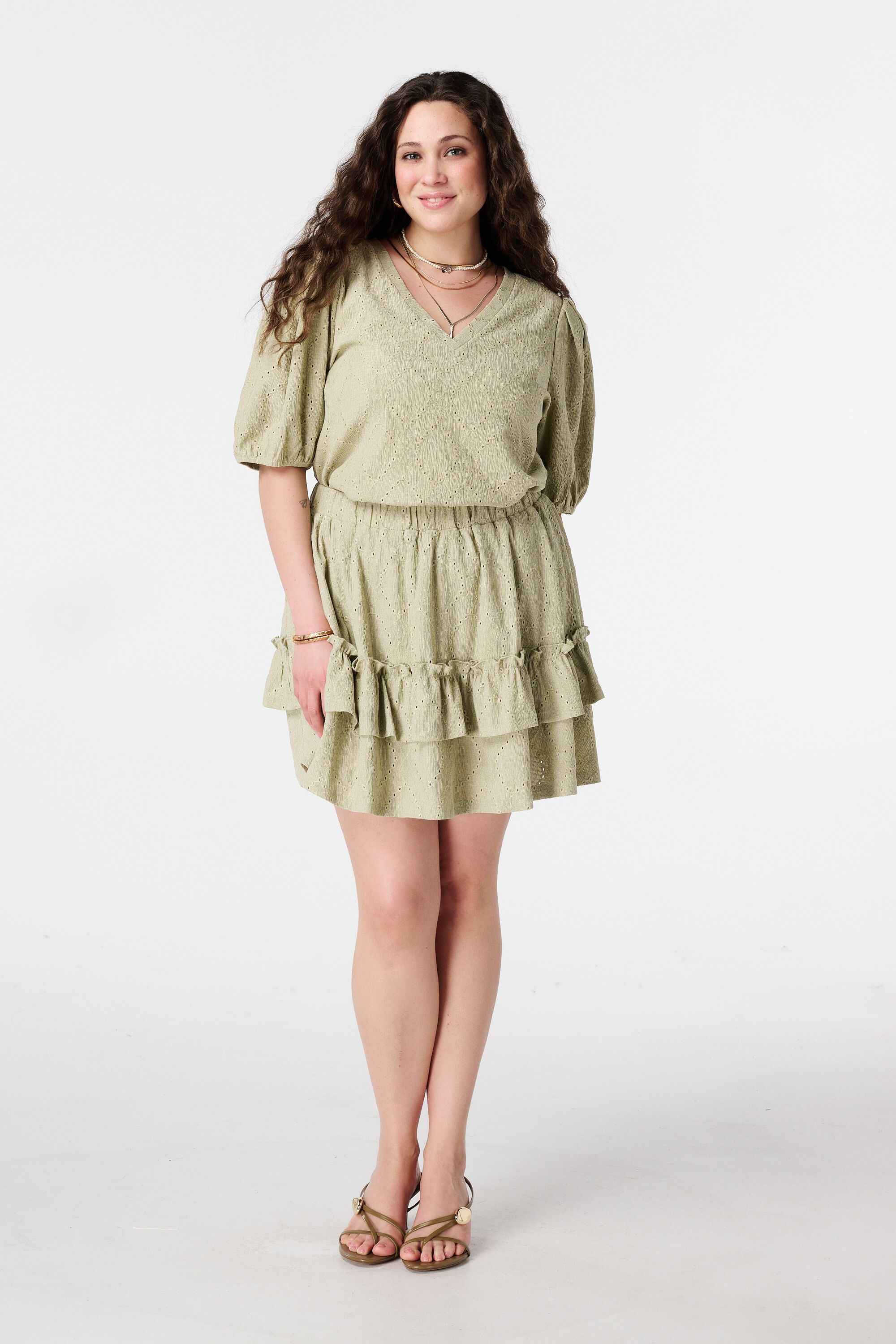 Top mit Broderie-Look image number 5