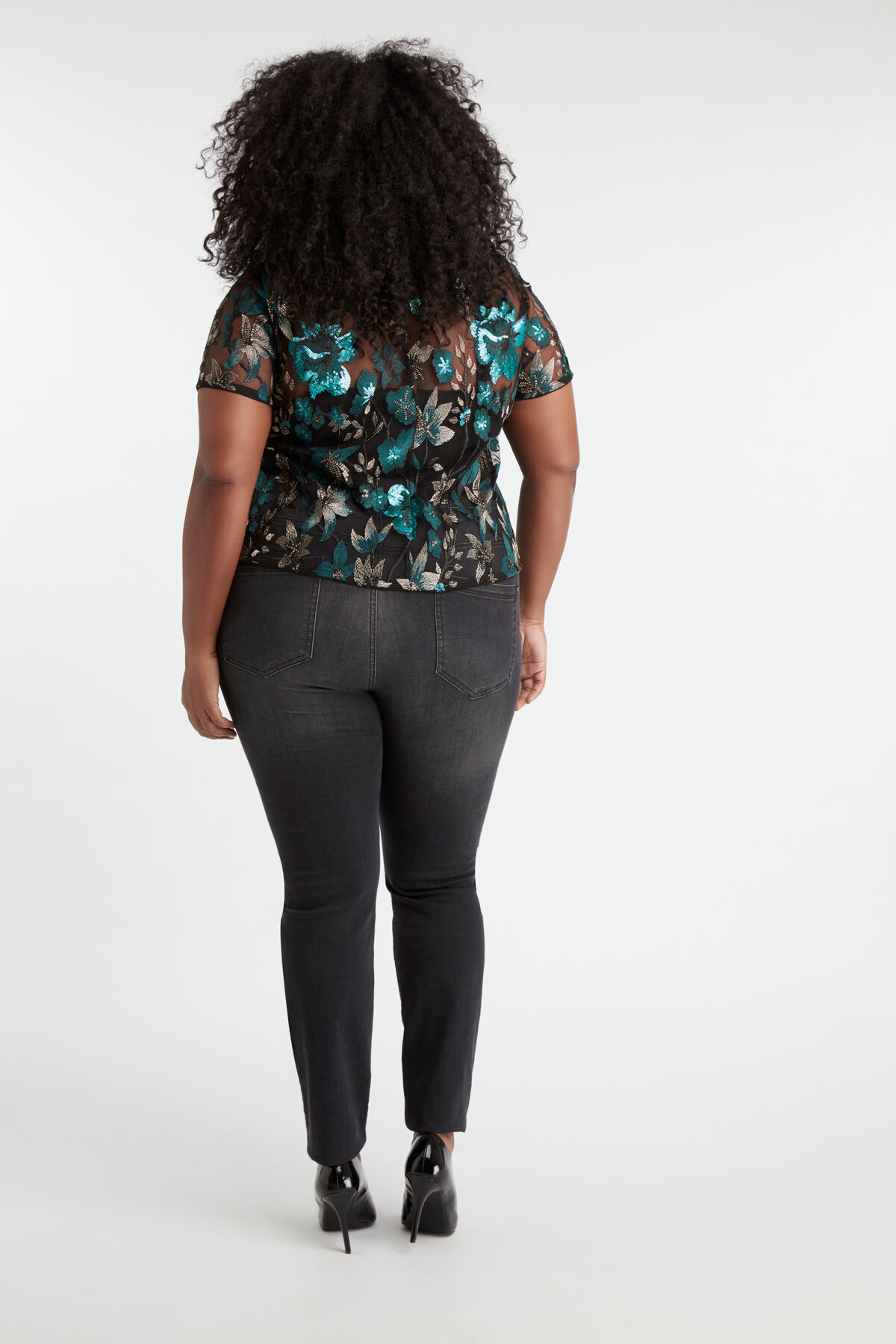 Cropped-Top mit Stickerei image number 5