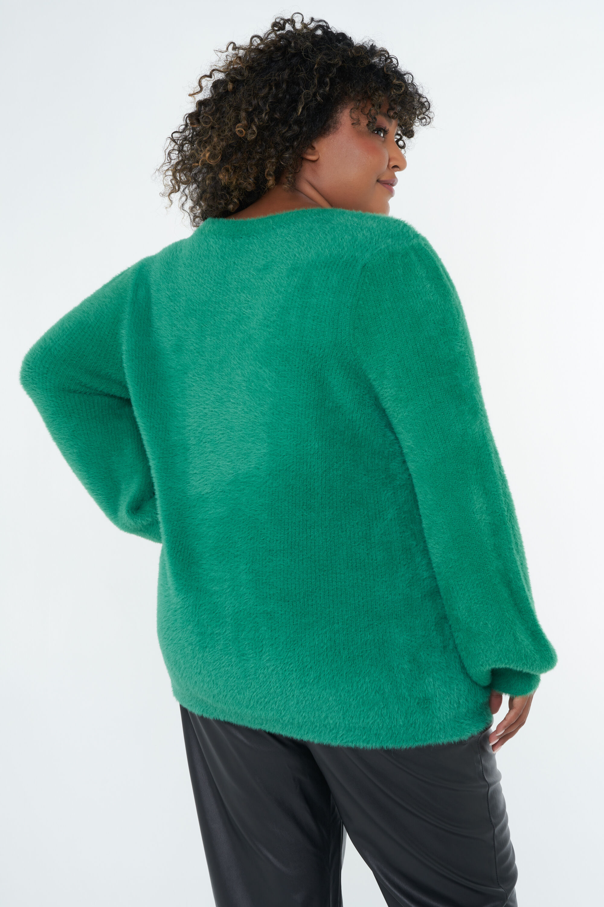 Weicher Pullover  image number 3