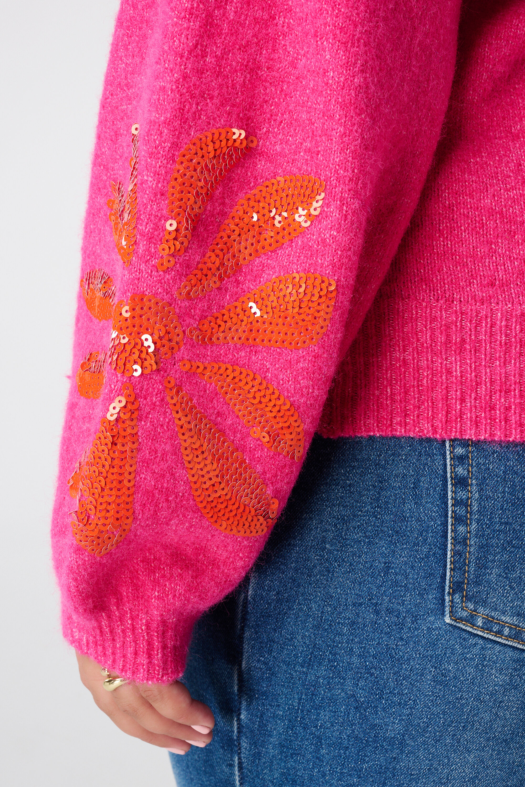 Strickpullover mit Pailletten an den &Auml;rmeln image number 6