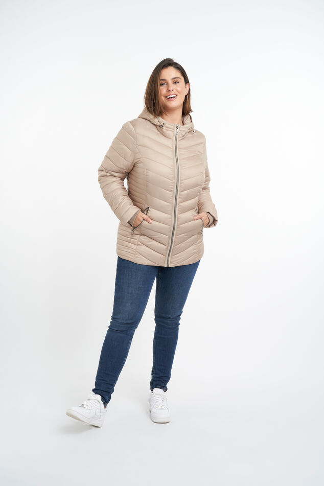 Leichte Übergangsjacke mit Kapuze image number 4