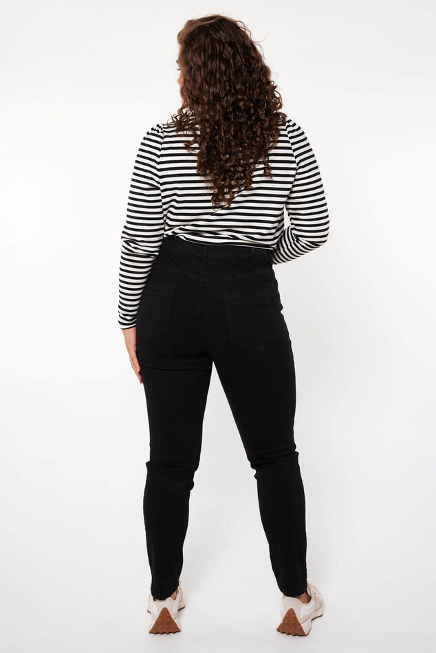 IRIS Slim-Leg Jeans image number 4